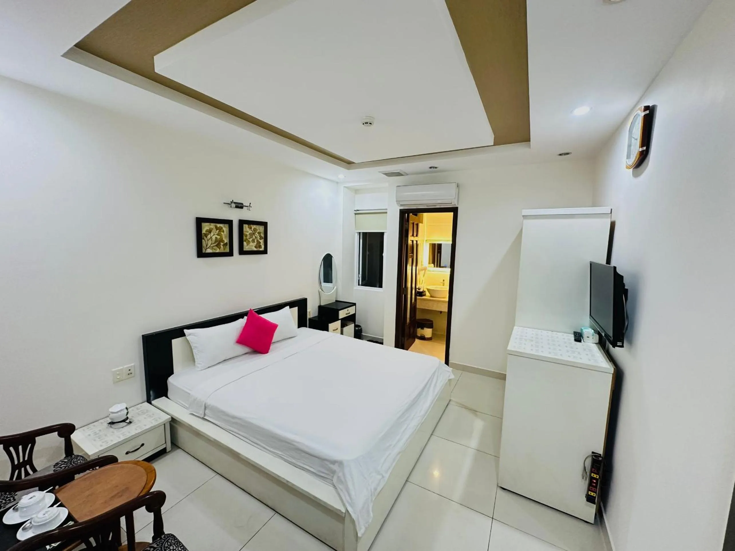 Bed in REDFLOWER HOTEL