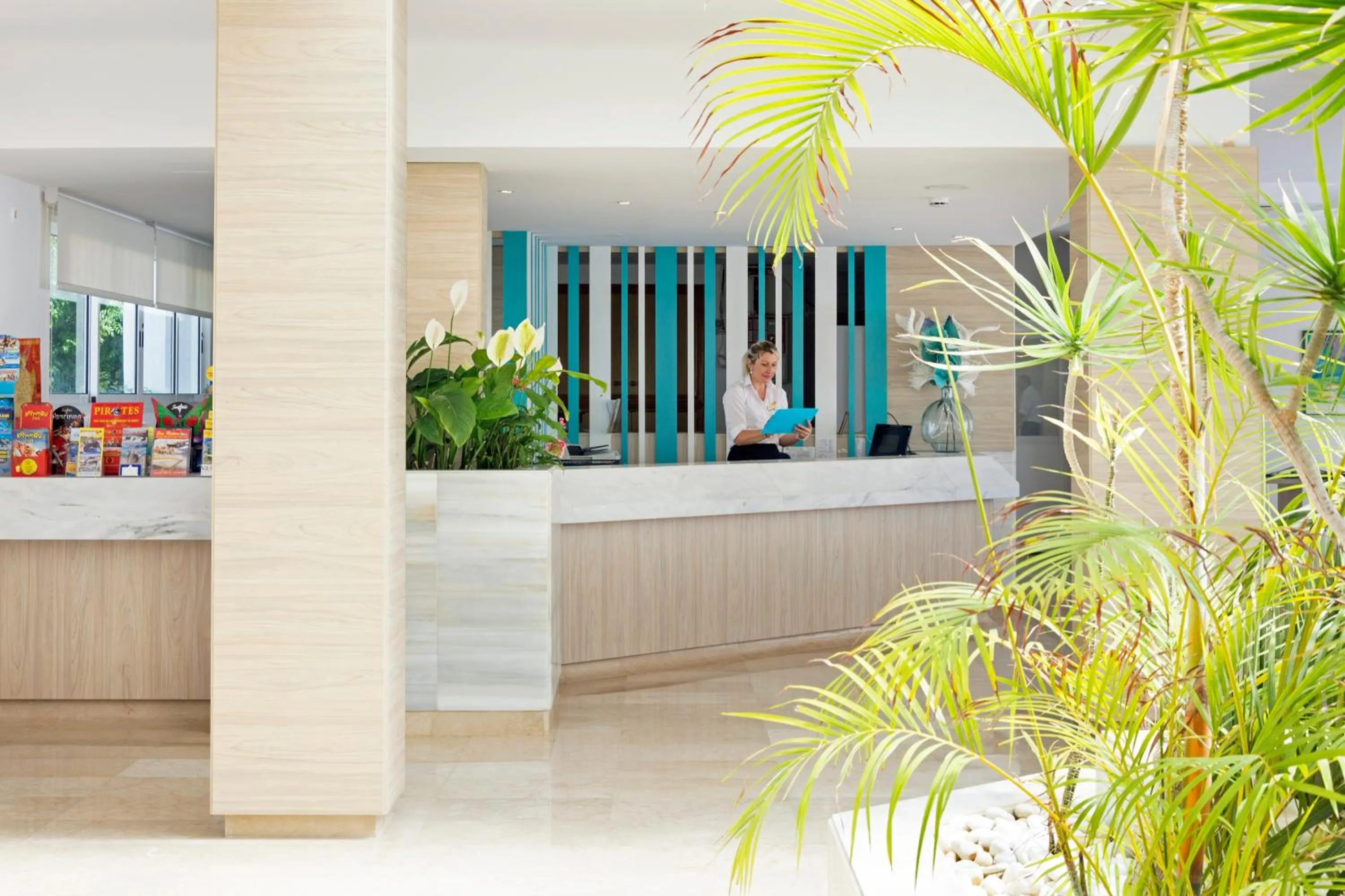 Staff in HSM Calas Park