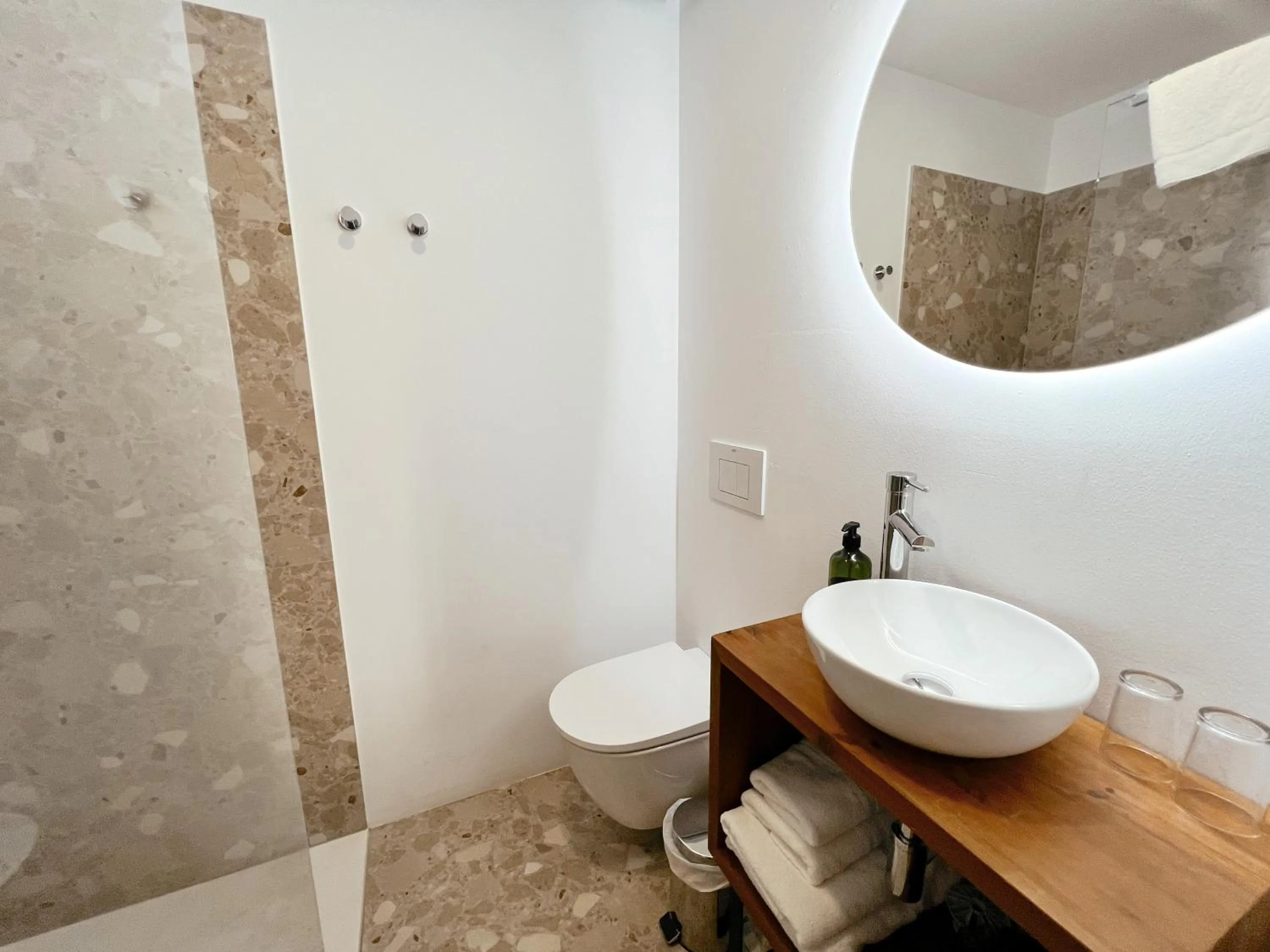 Fornalutx Petit Hotel - Bed & Breakfast