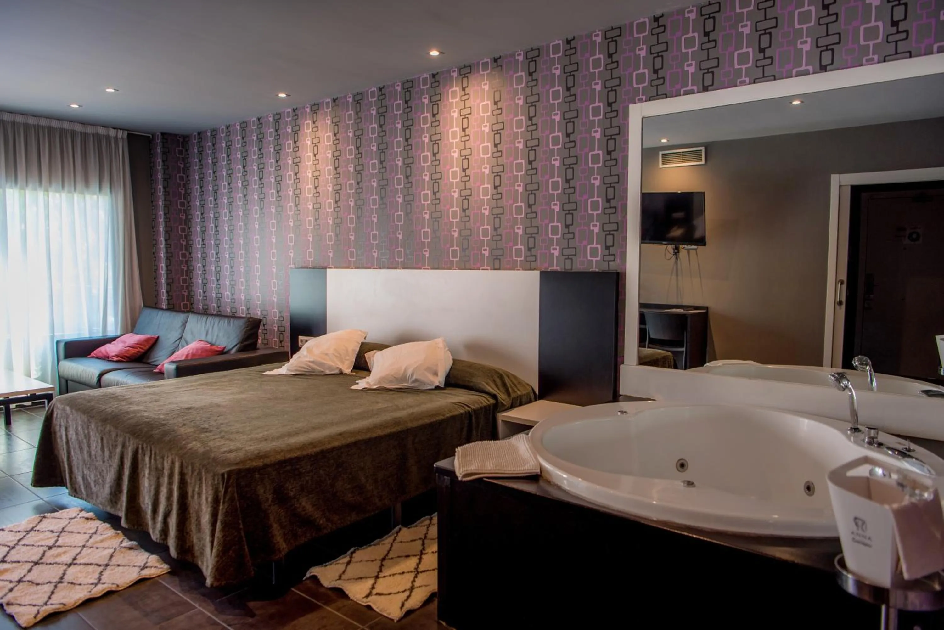 Bed in Hotel Acacias Suites & Spa