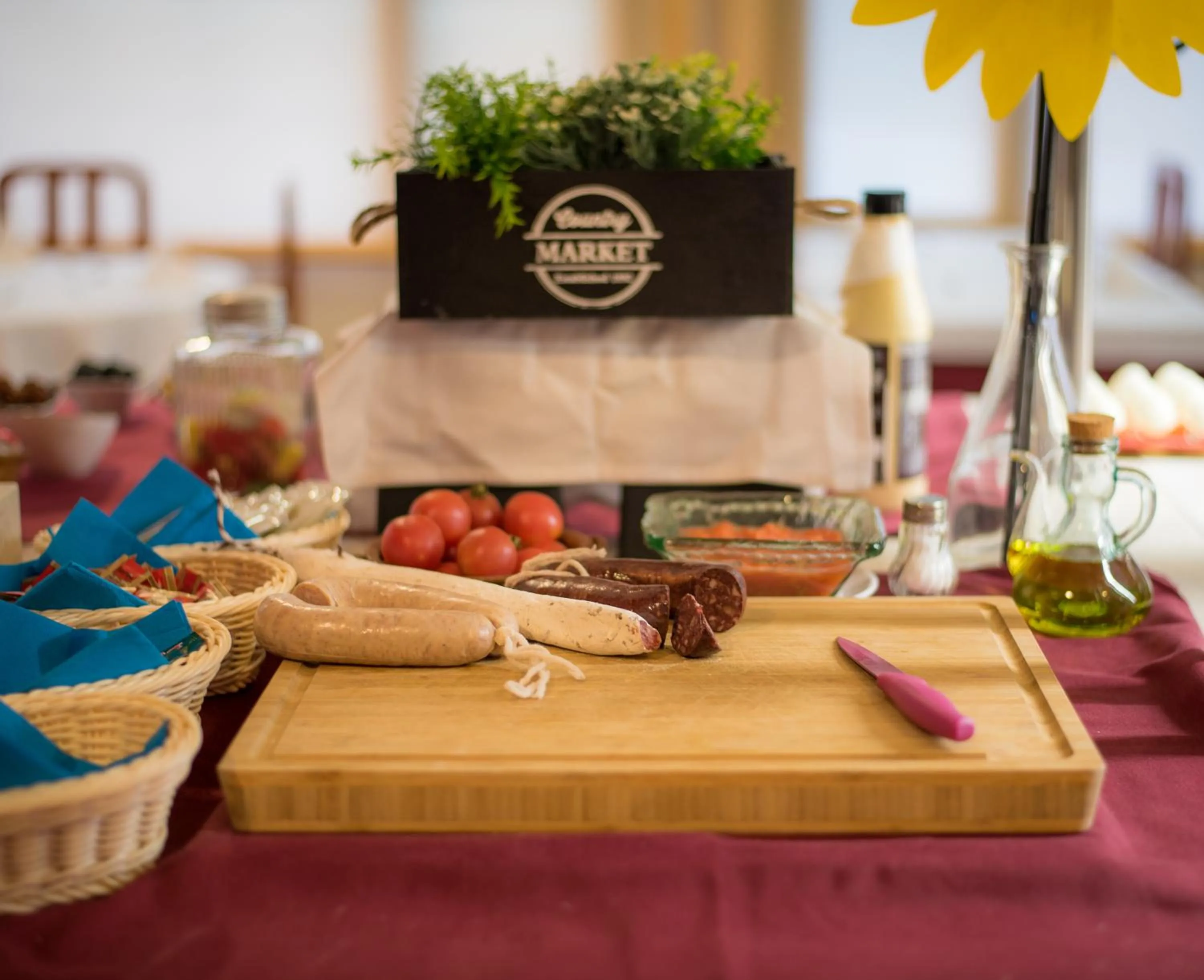 Food and drinks in Hotel Acacias Suites & Spa