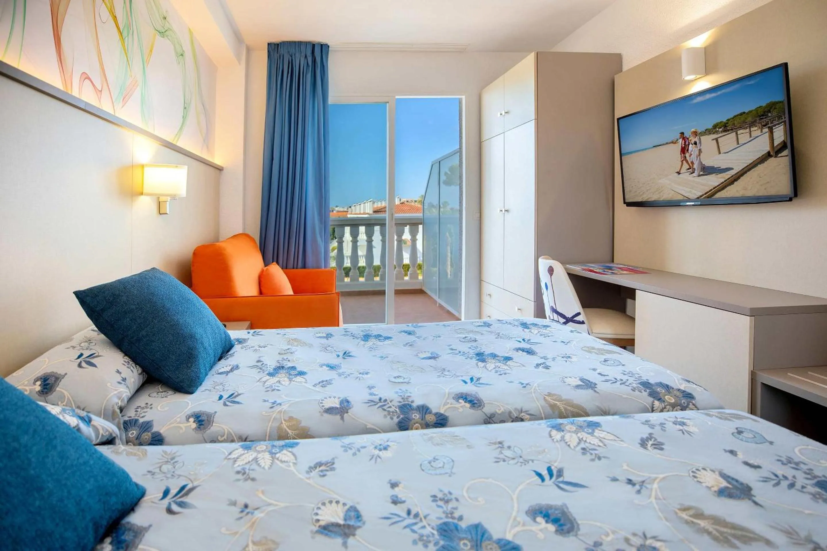 Photo of the whole room, Bed in Hotel Servigroup Romana