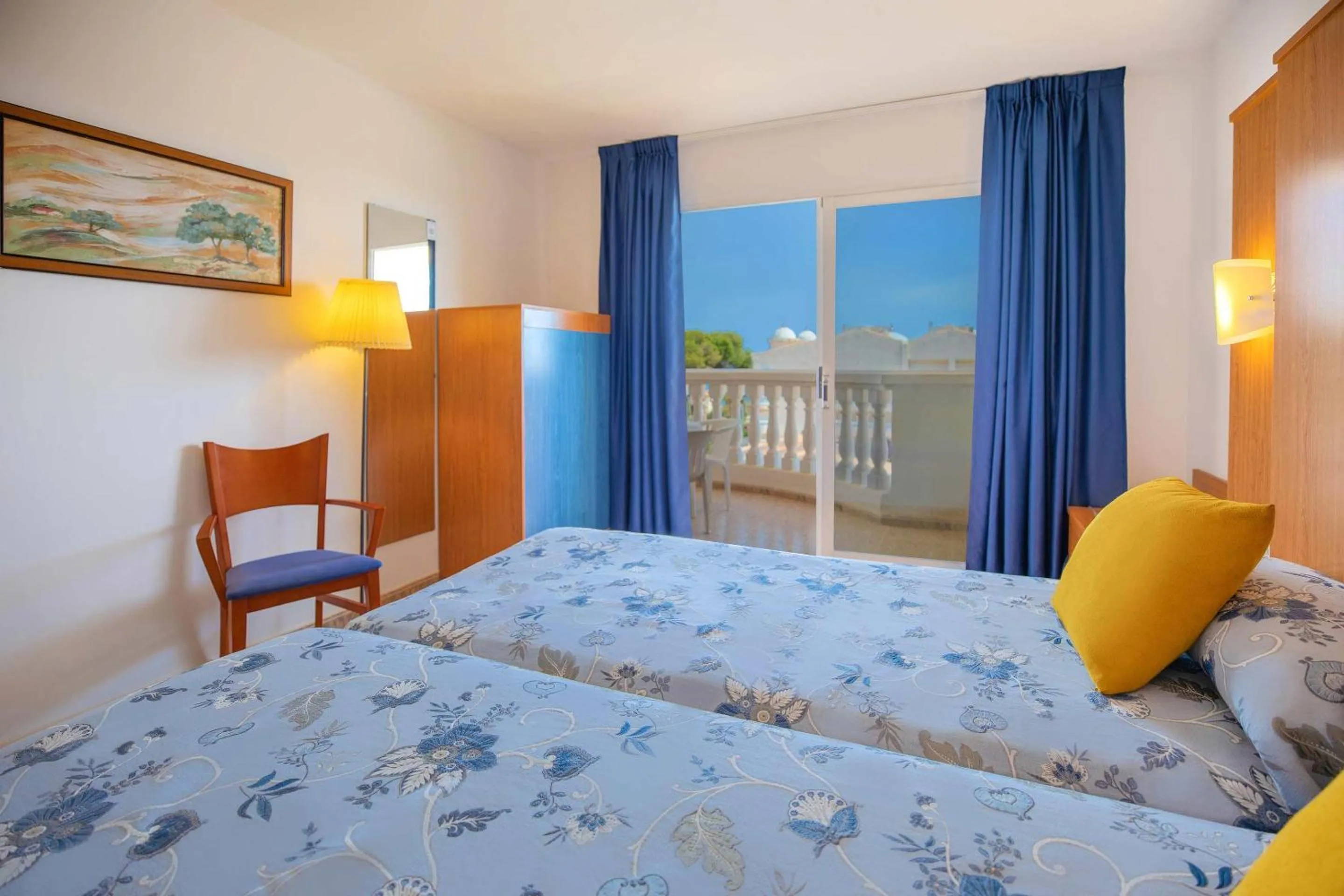 Photo of the whole room, Bed in Hotel Servigroup Romana