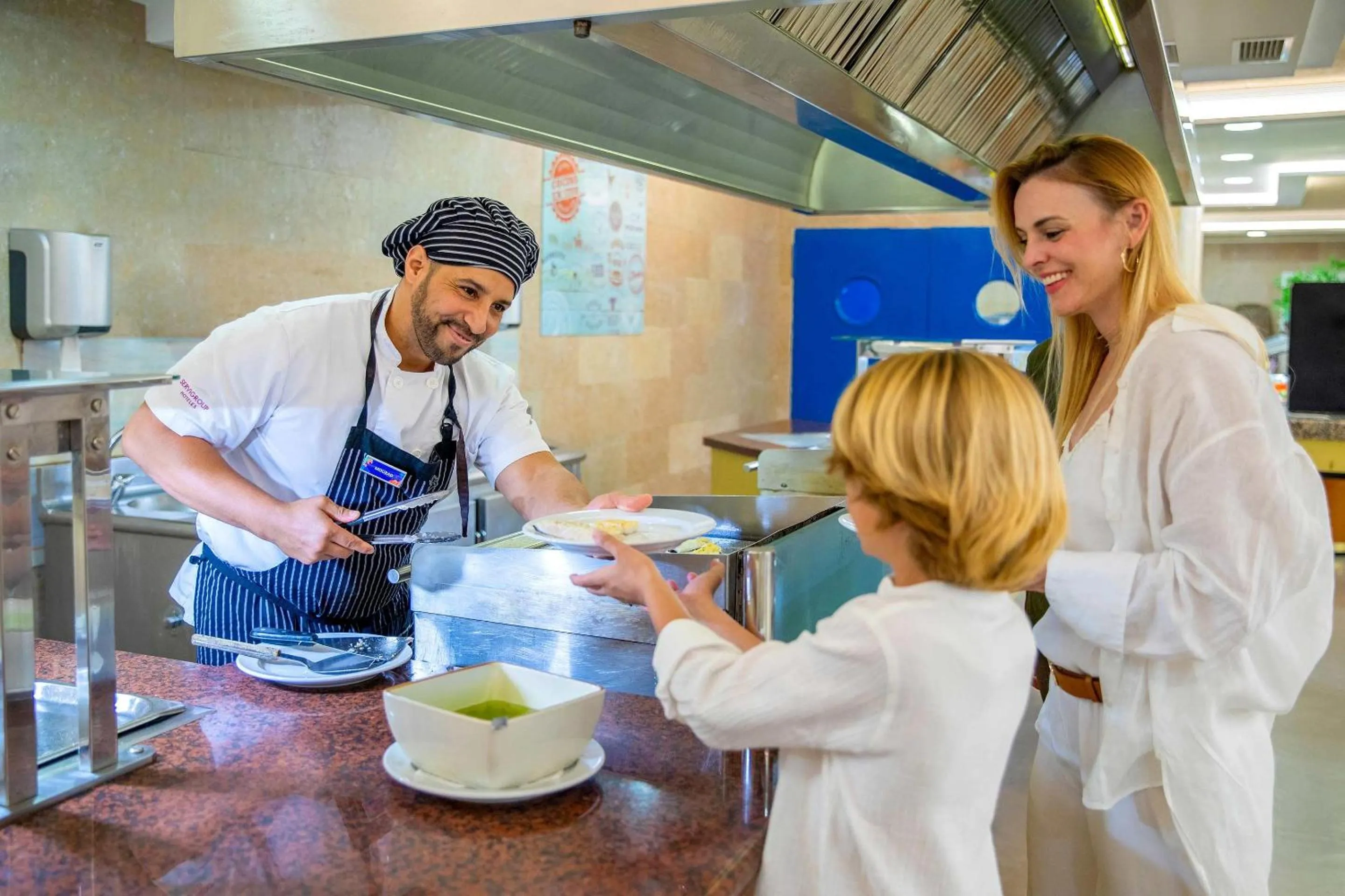 Restaurant/places to eat in Hotel Servigroup Romana