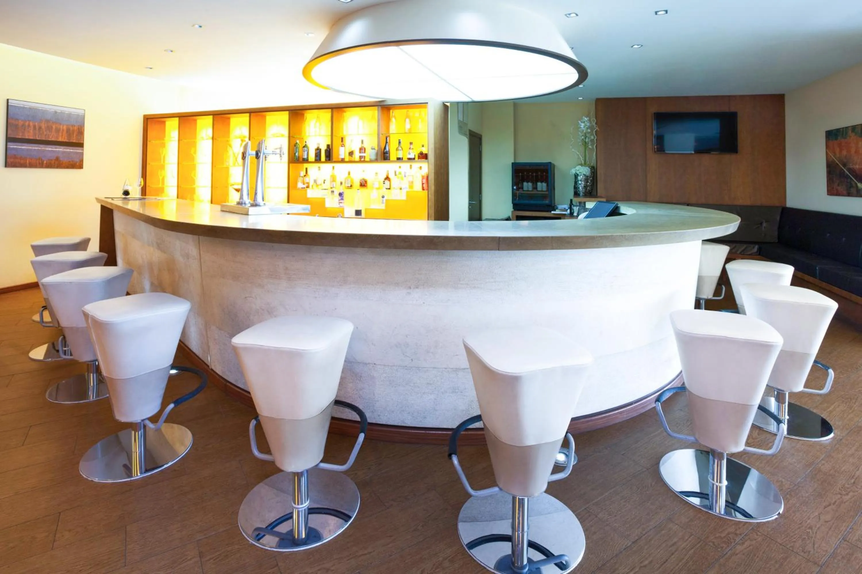 Lounge or bar in Sercotel Valladolid