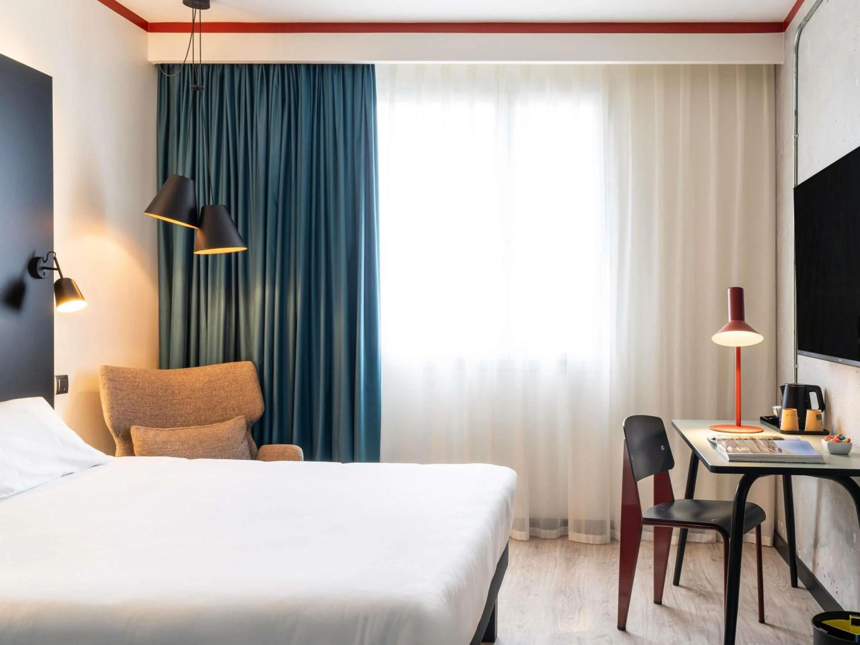 Bedroom, Bed in ibis Styles Barcelona Sant Joan Despi