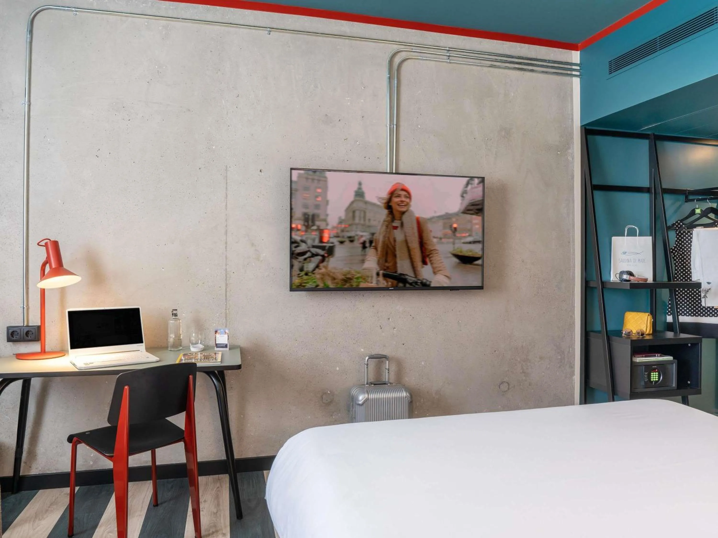 Property building, Bed in ibis Styles Barcelona Sant Joan Despi