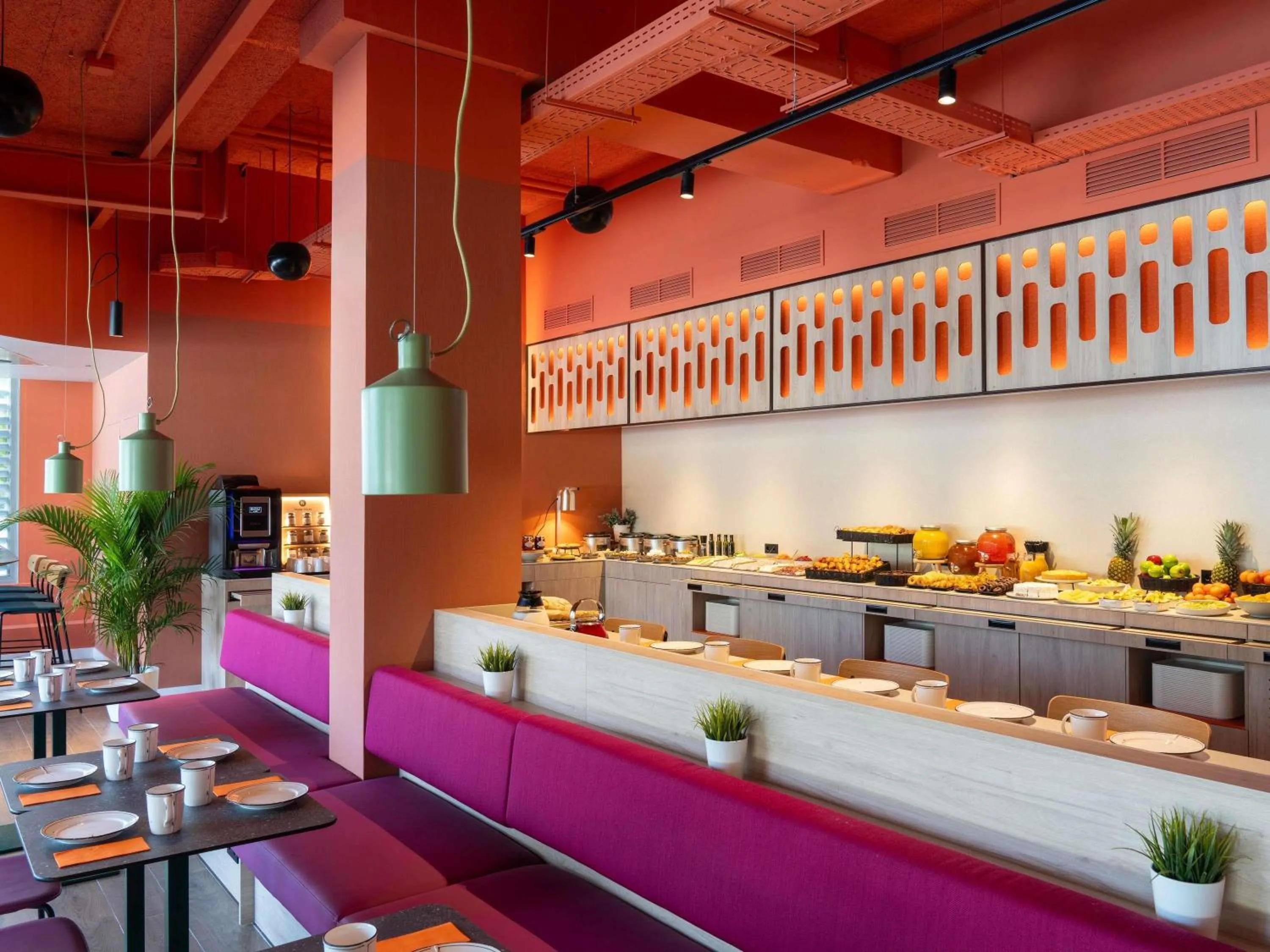 Restaurant/places to eat in ibis Styles Barcelona Sant Joan Despi