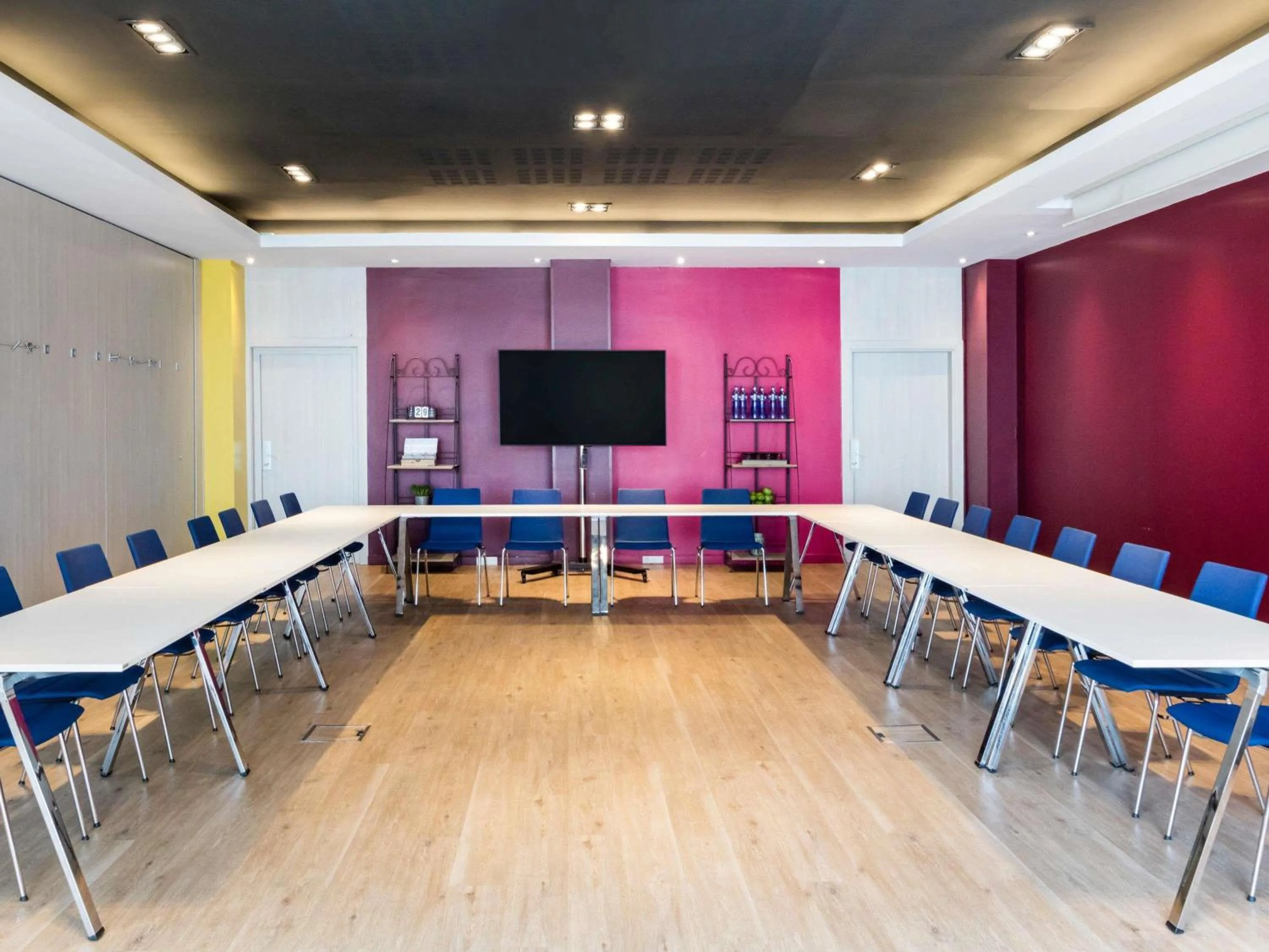 Meeting/conference room in Novotel Barcelona Cornellà