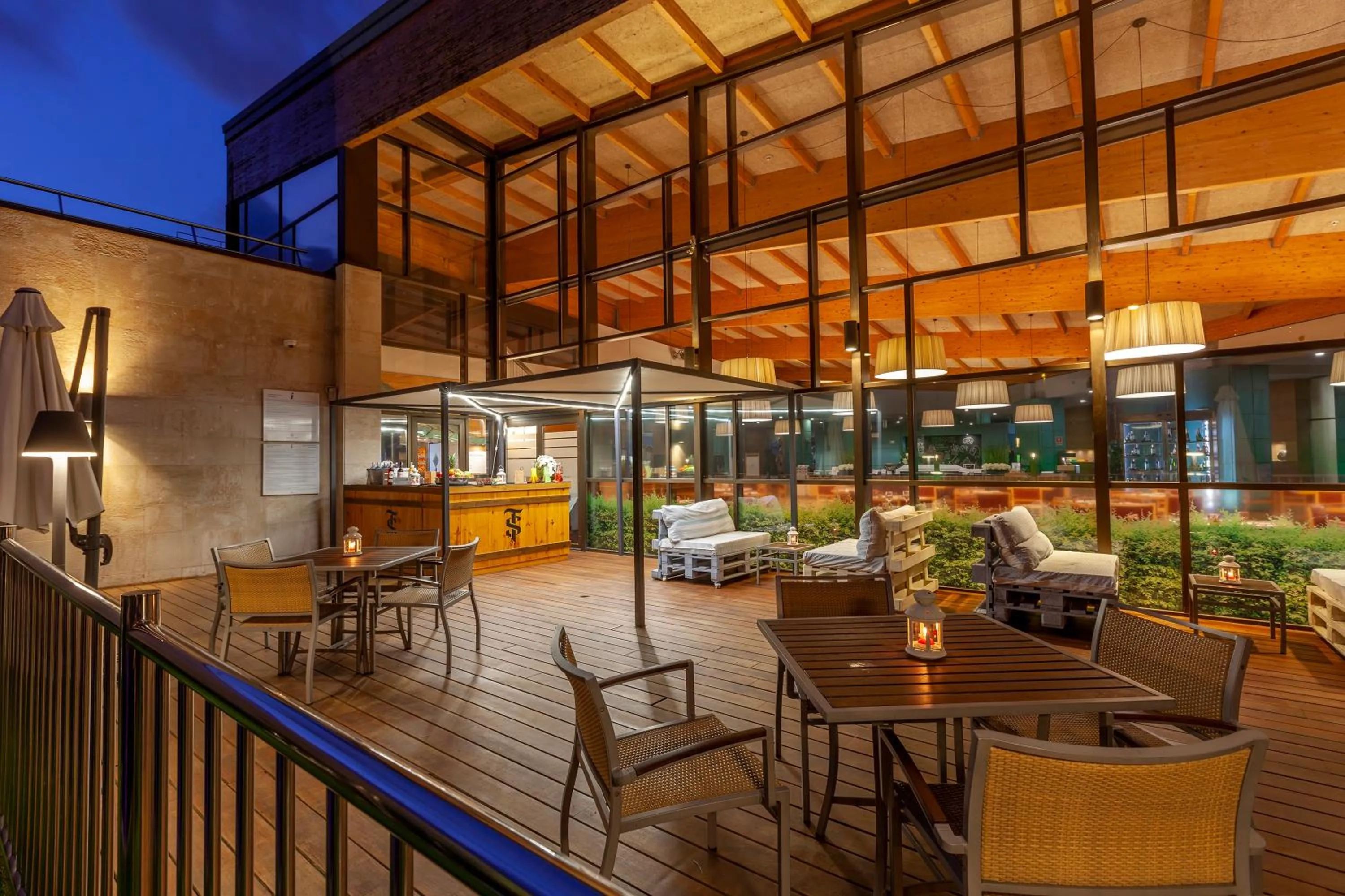 Lounge or bar in Hotel Puerta de Bilbao