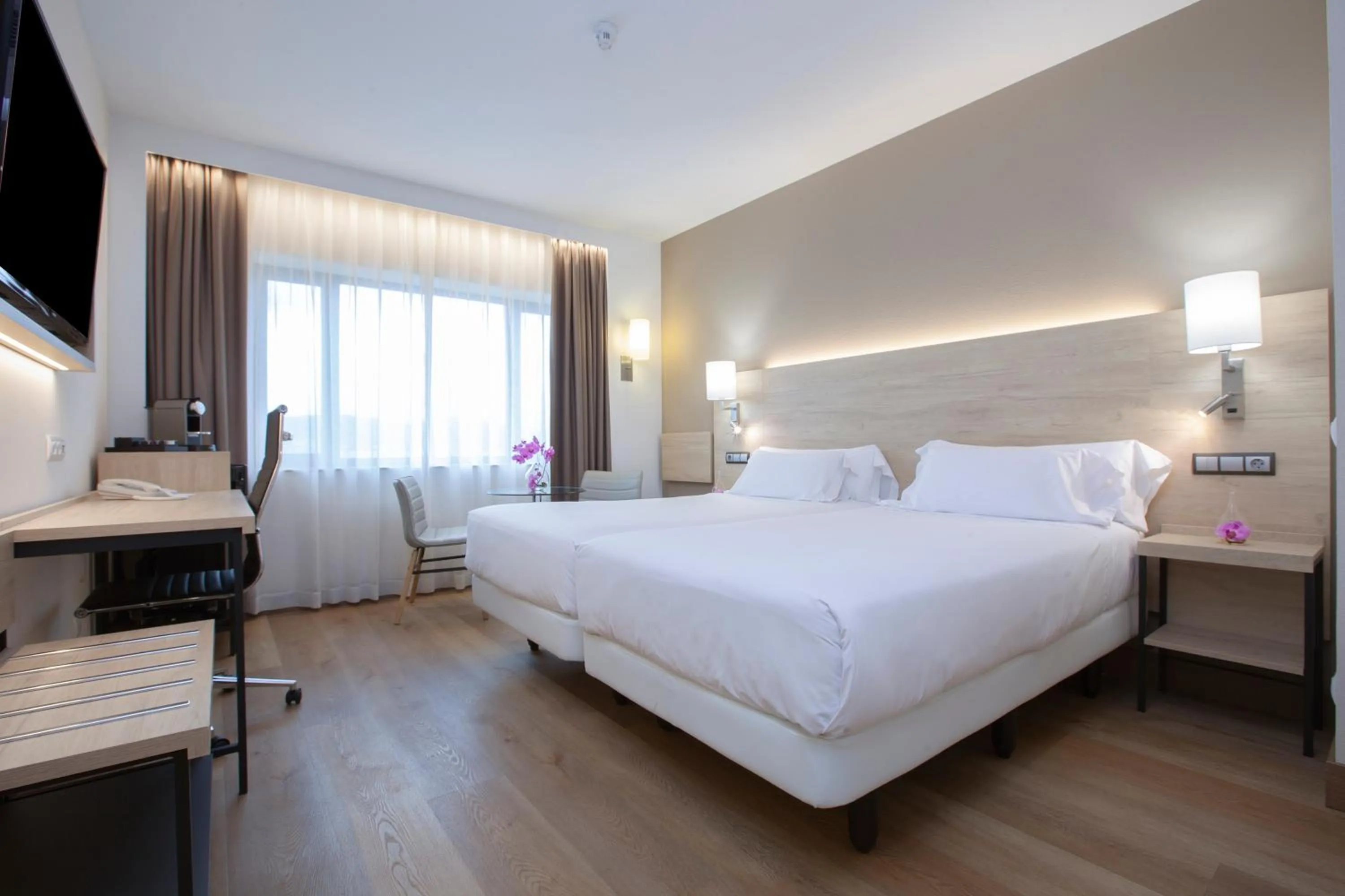 Bed in Hotel Puerta de Bilbao