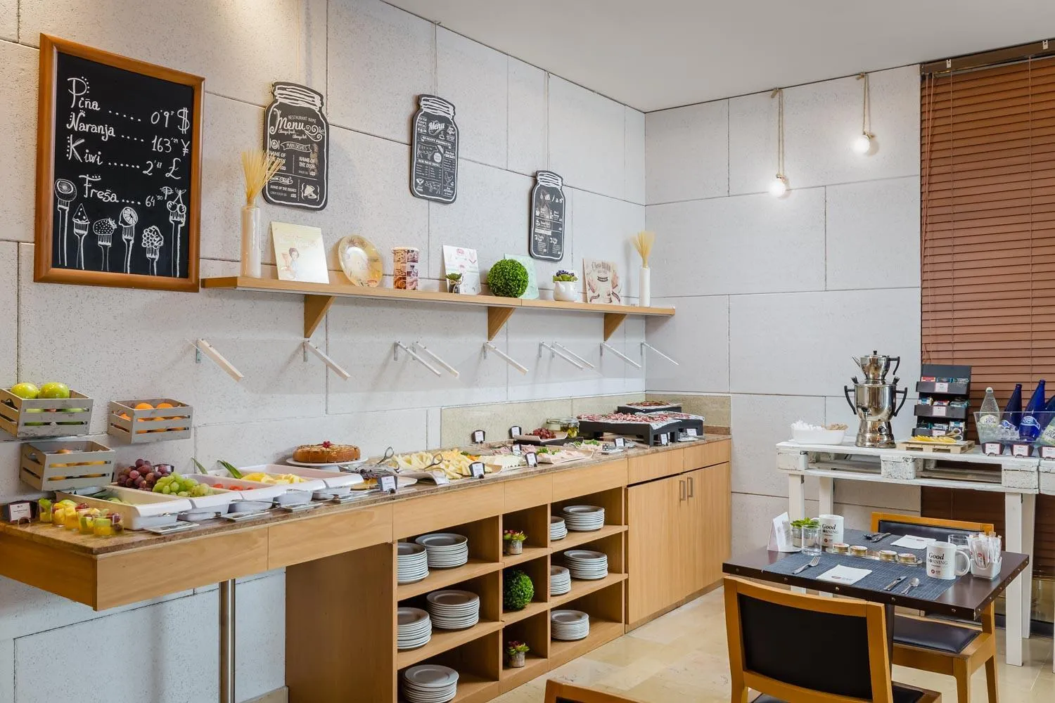 Buffet breakfast in Exe Madrid Norte