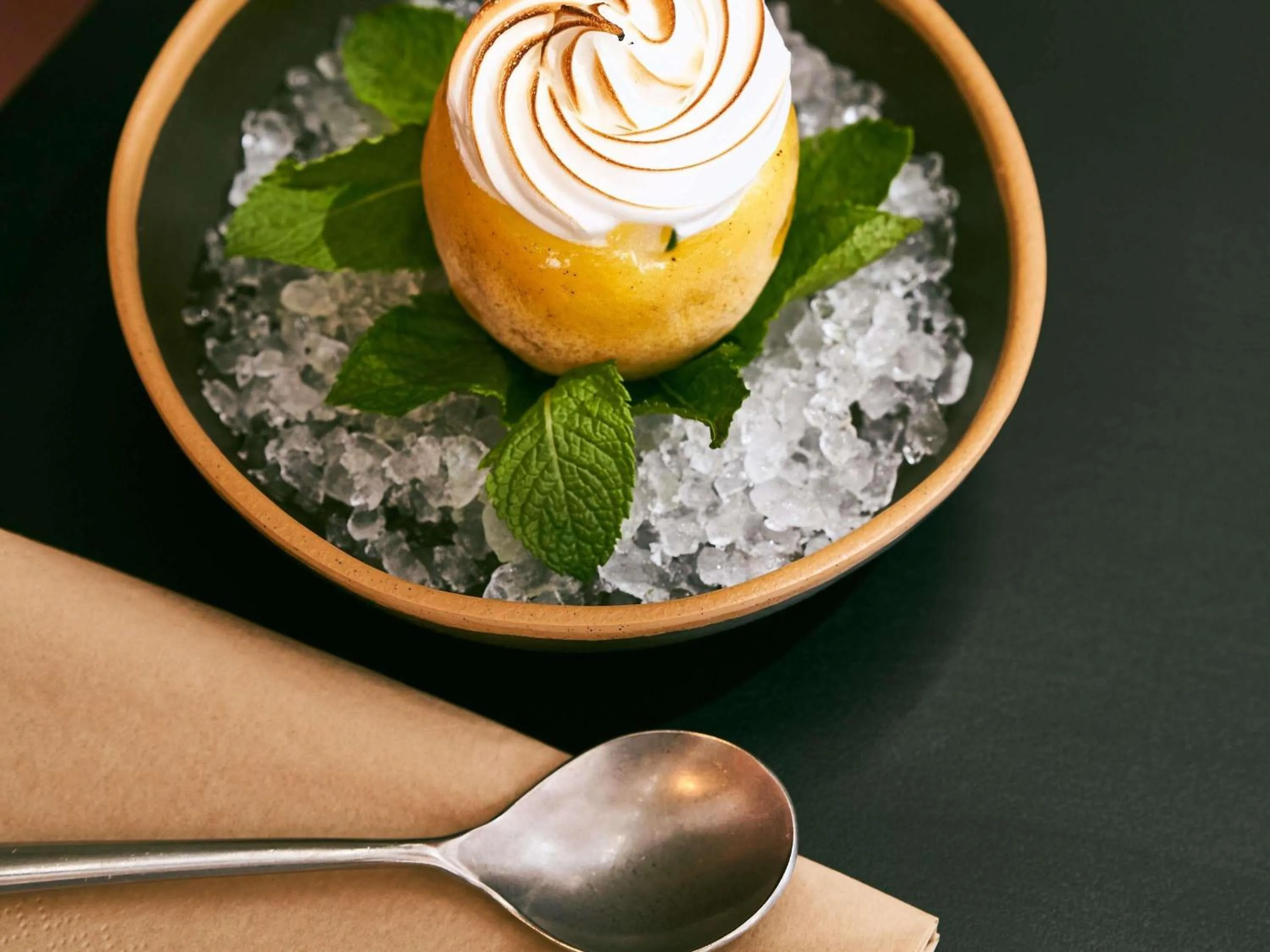 Restaurant/places to eat in Novotel Campo De Las Naciones