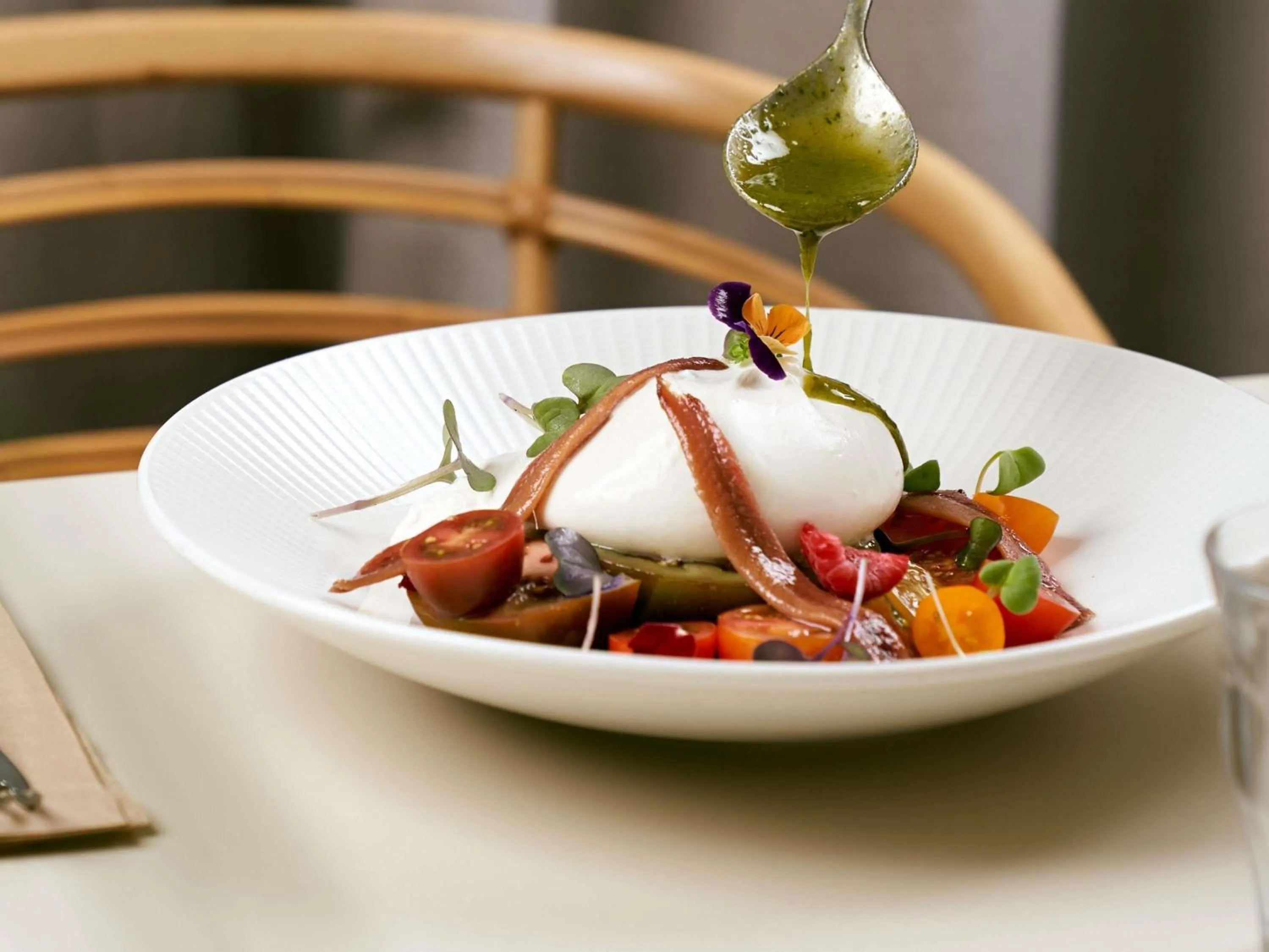 Restaurant/places to eat in Novotel Campo De Las Naciones