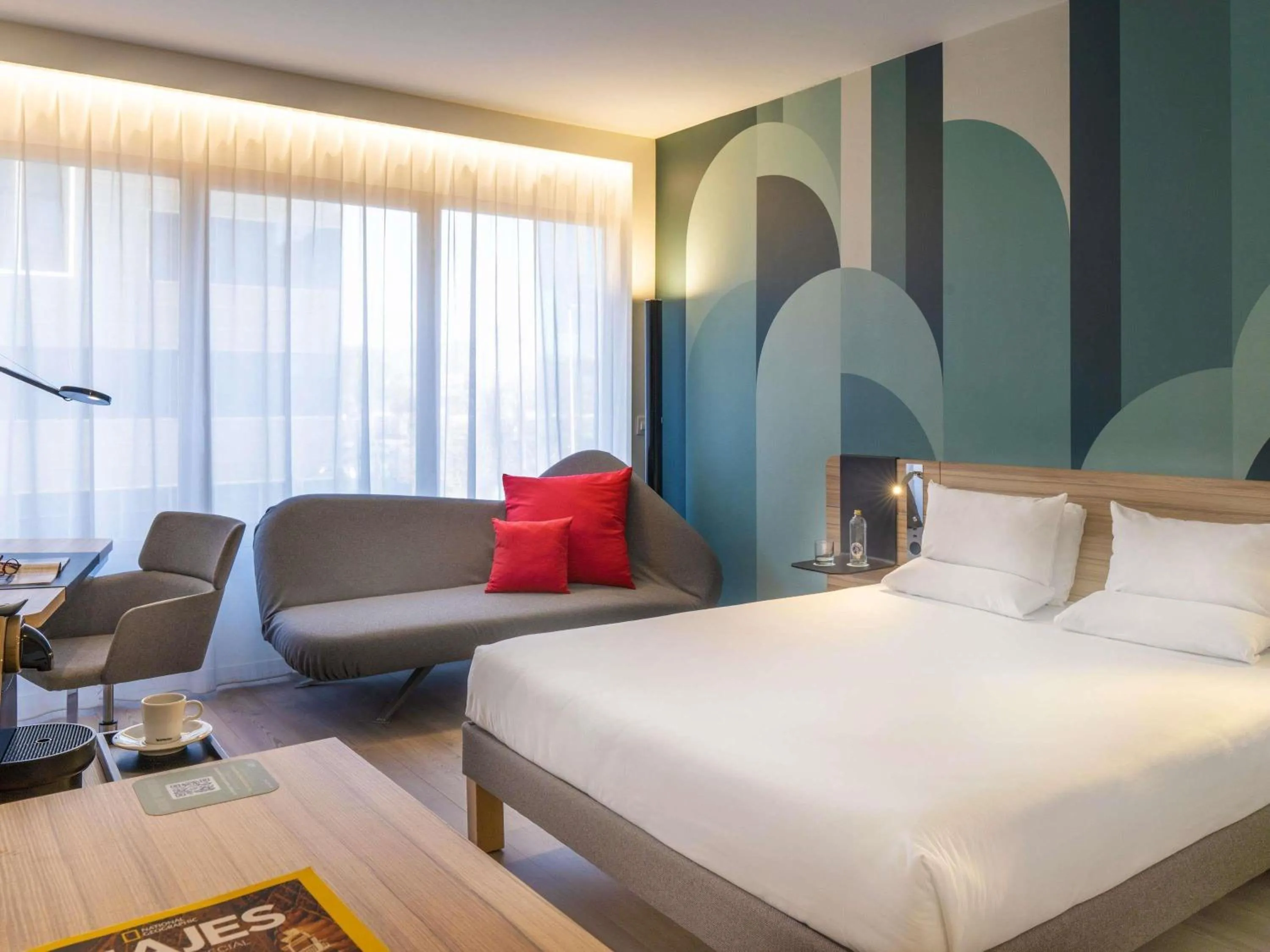 Bedroom, Bed in Novotel Campo De Las Naciones