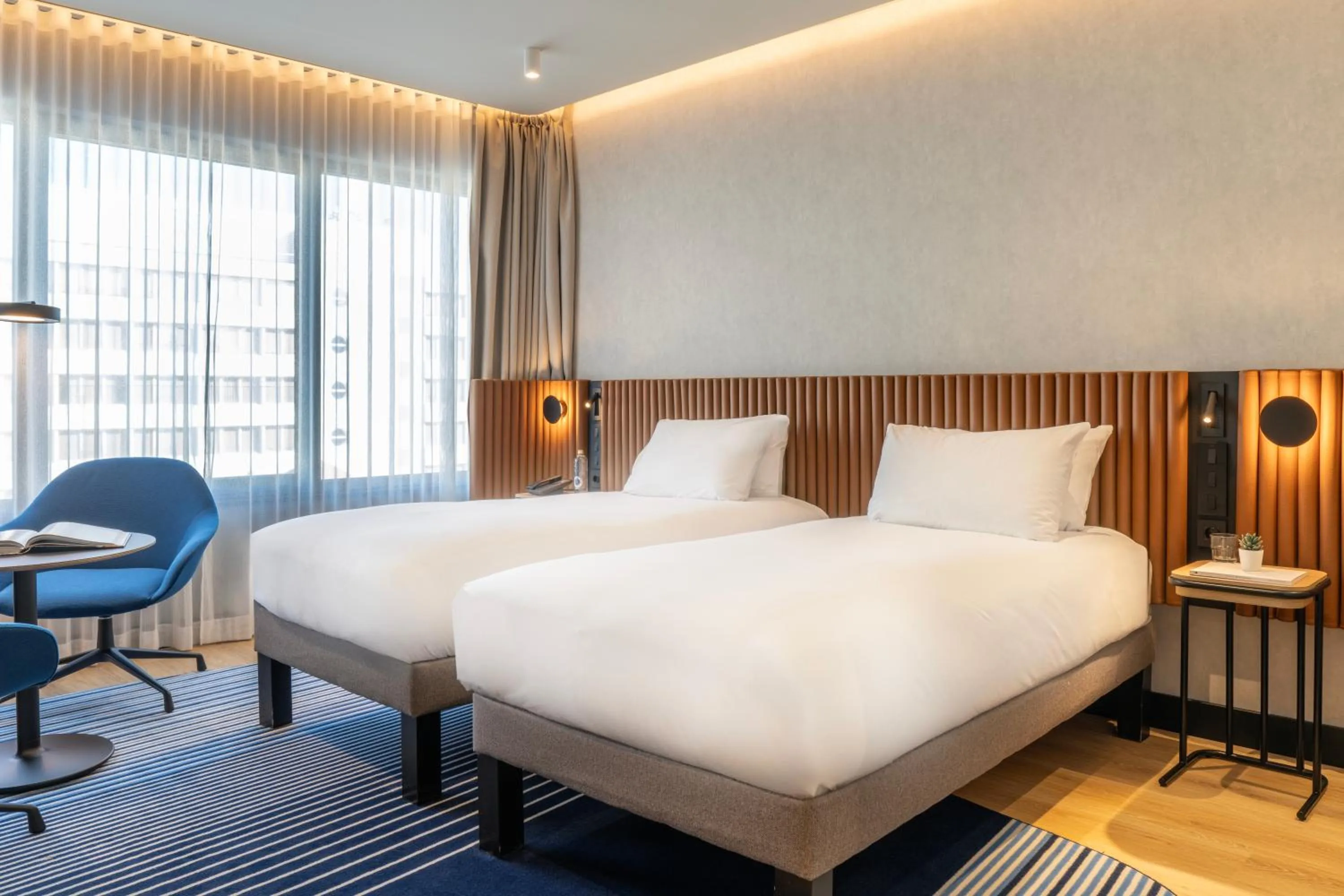 Bedroom, Bed in Novotel Campo De Las Naciones