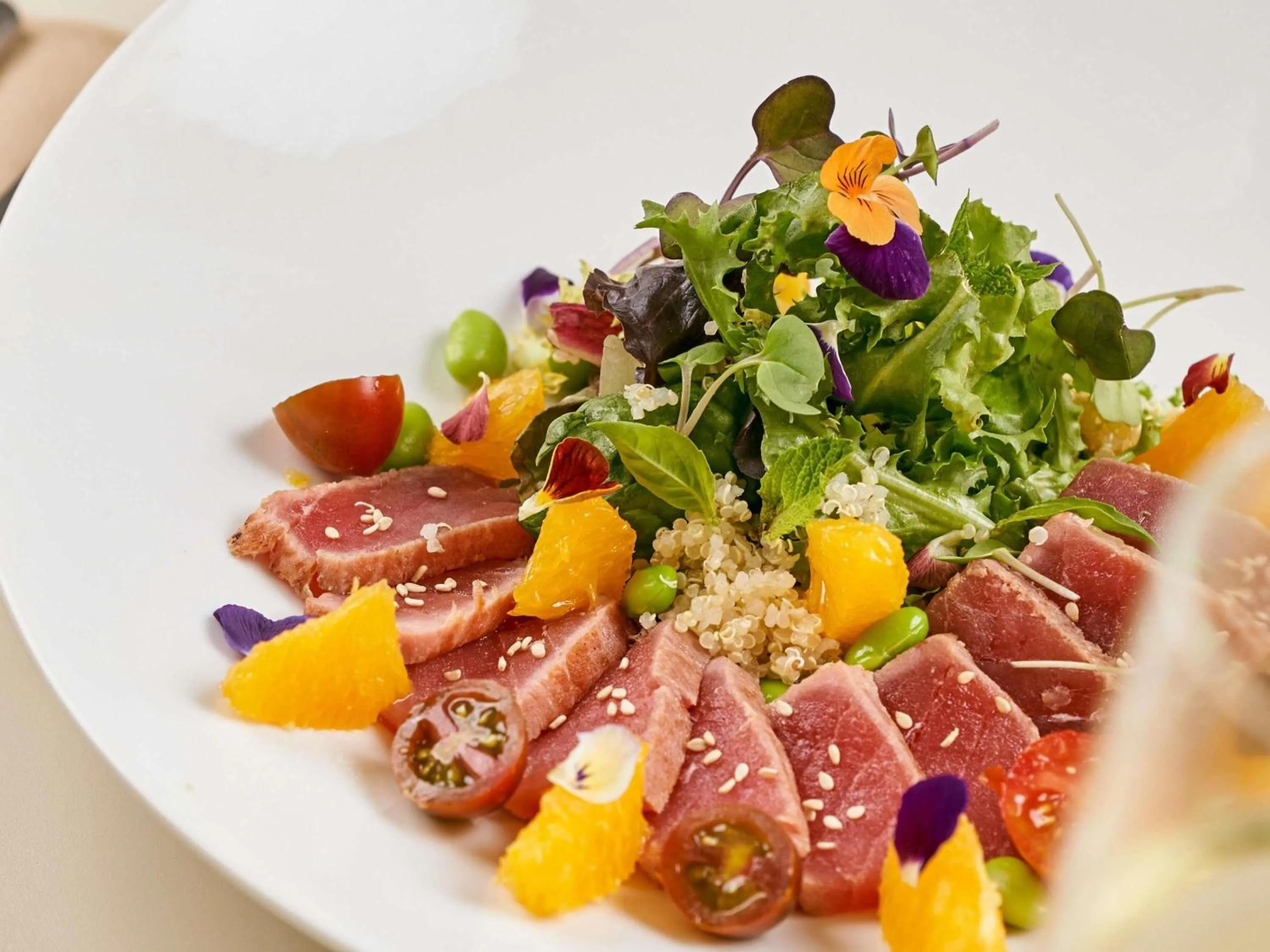 Restaurant/places to eat in Novotel Campo De Las Naciones