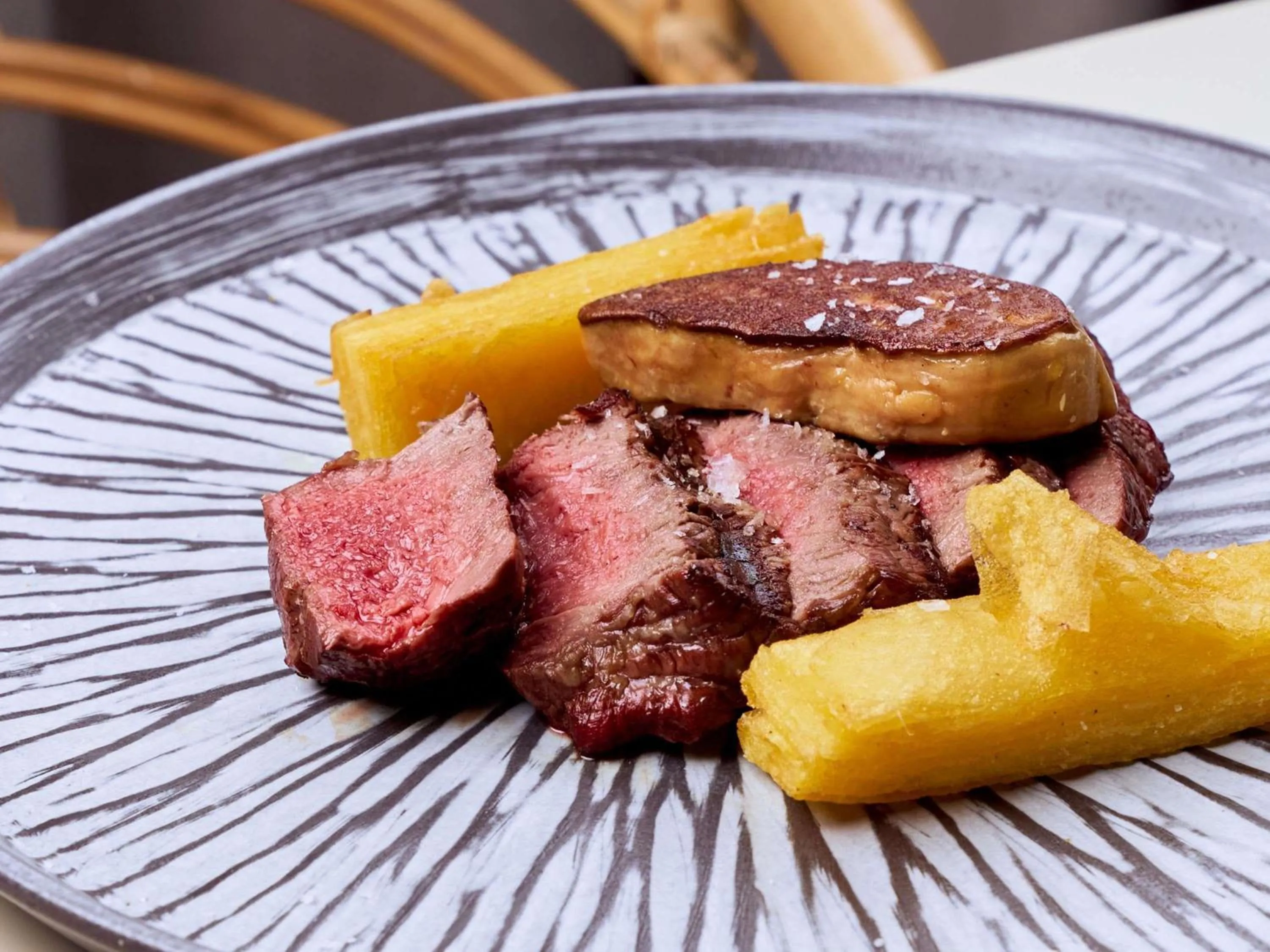 Restaurant/places to eat in Novotel Campo De Las Naciones