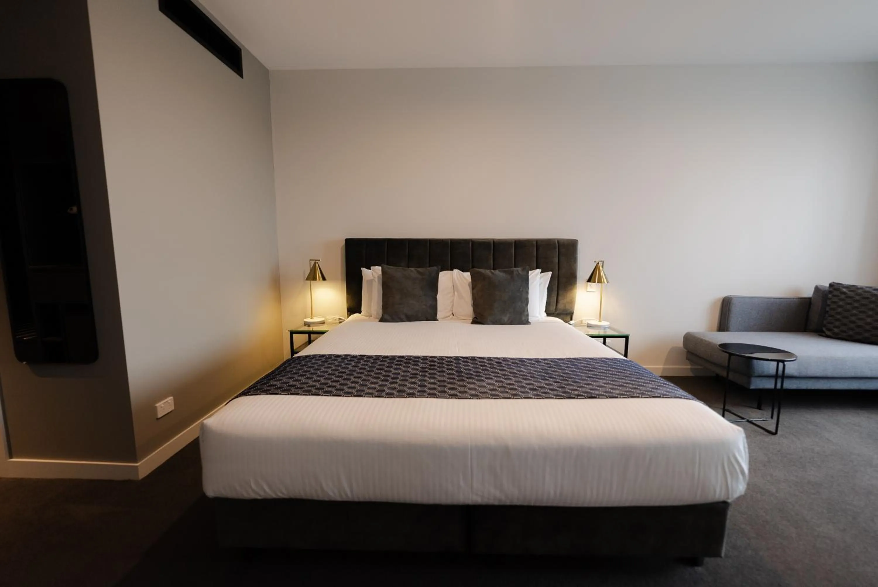 Bed in Mantra Tonsley Adelaide