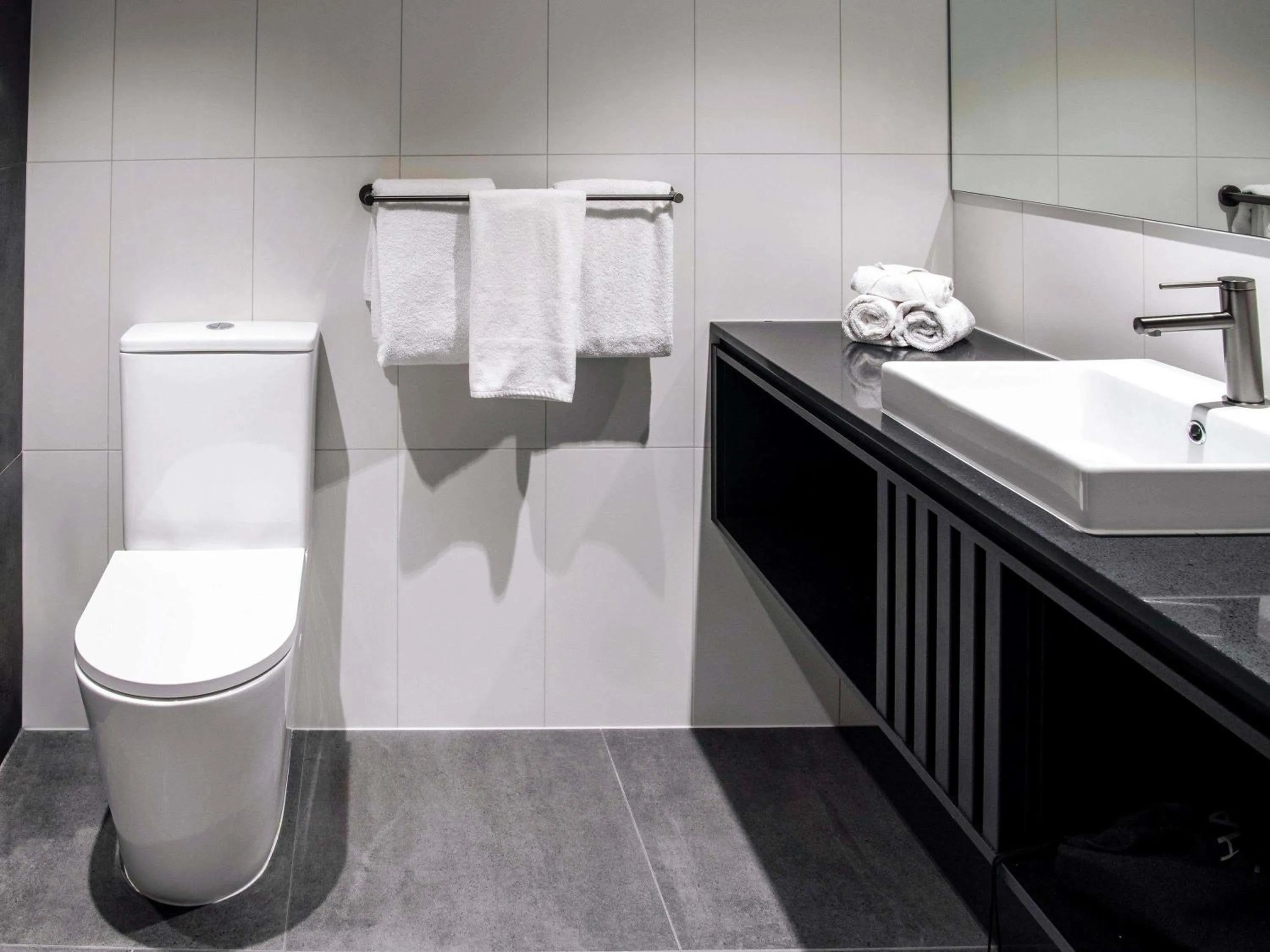 Bedroom in Mantra Tonsley Adelaide