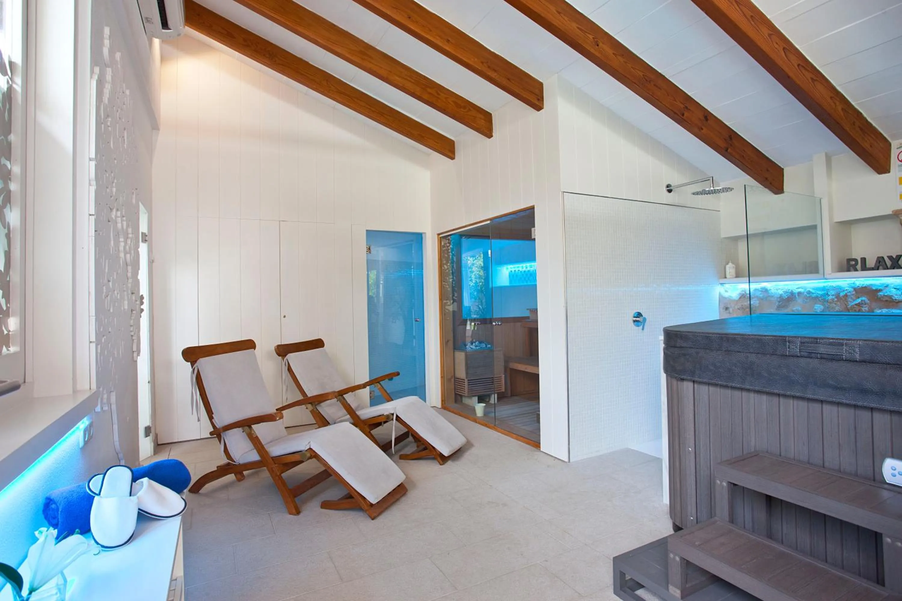 Hot Tub in Son Sant Jordi