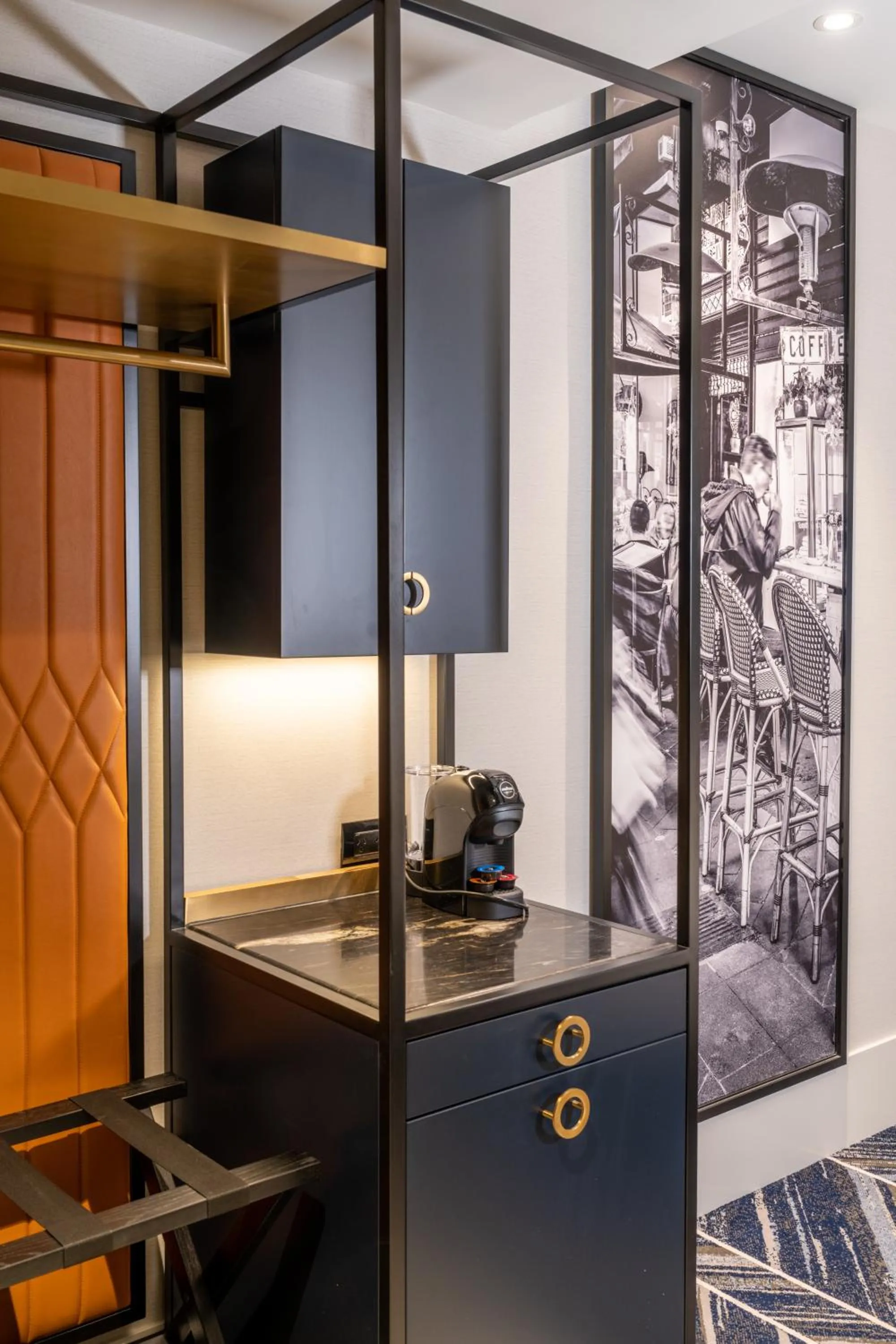 Coffee/tea facilities in Dorsett Melbourne