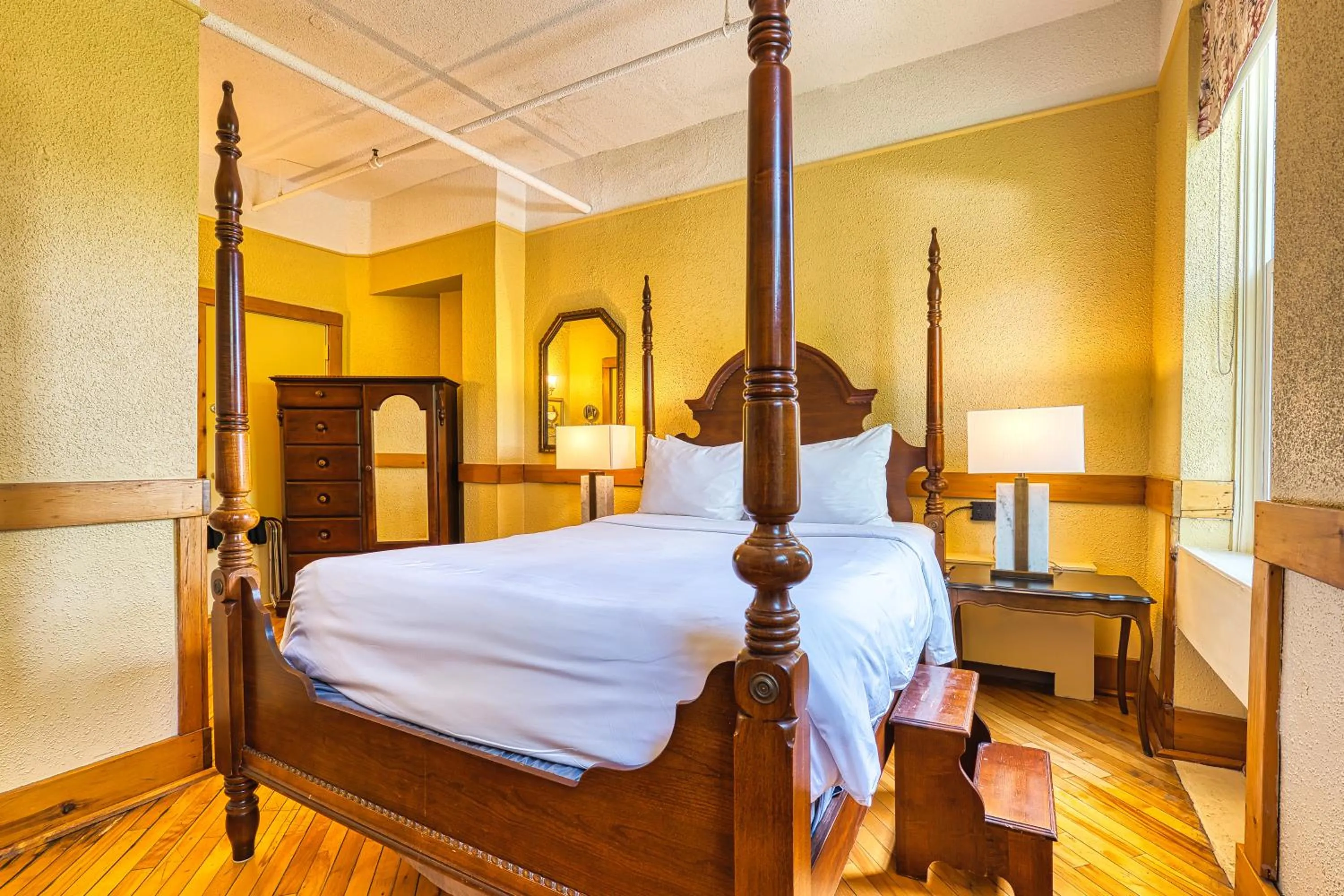 Bed in The Stratford Hotel by Hoco Hotels Collection