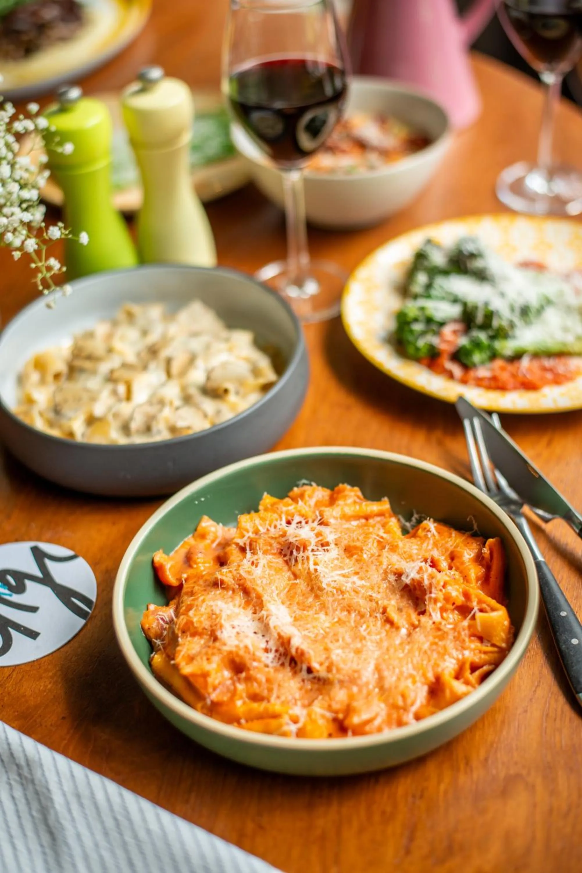 Restaurant/places to eat in Uno Express