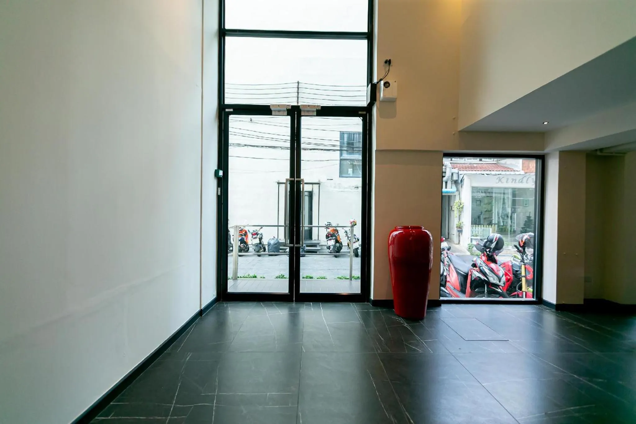 Lobby or reception in Uno Express