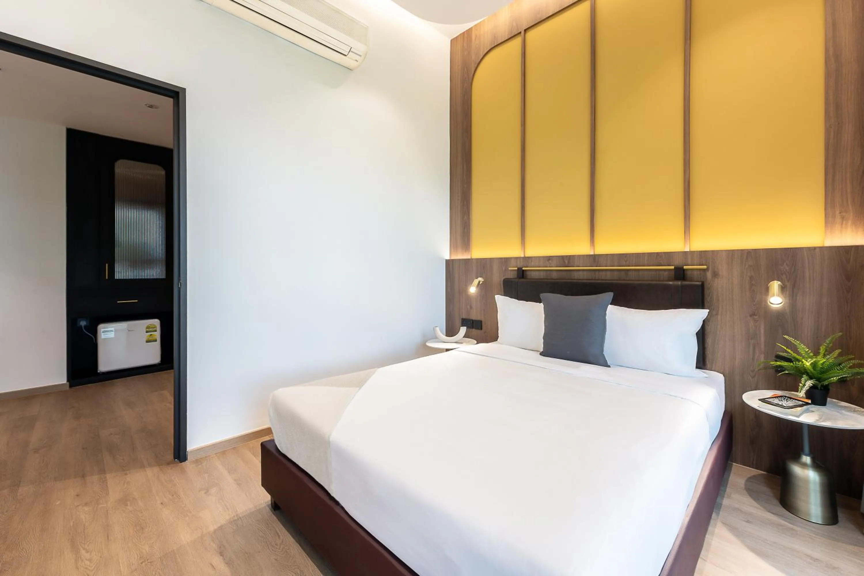 Bed in Owen House by Habyt