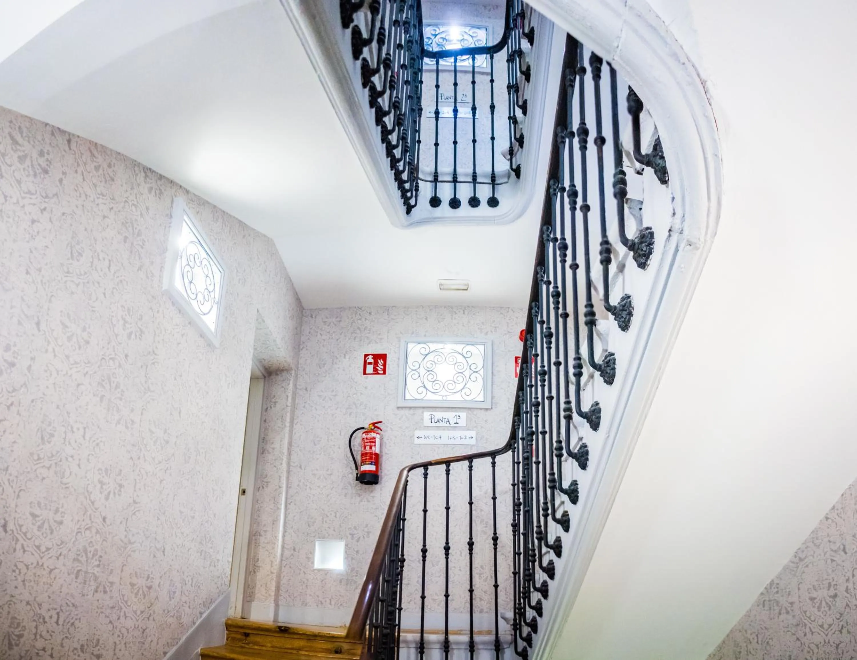 Property building in Hotel Meninas - Boutique Opera