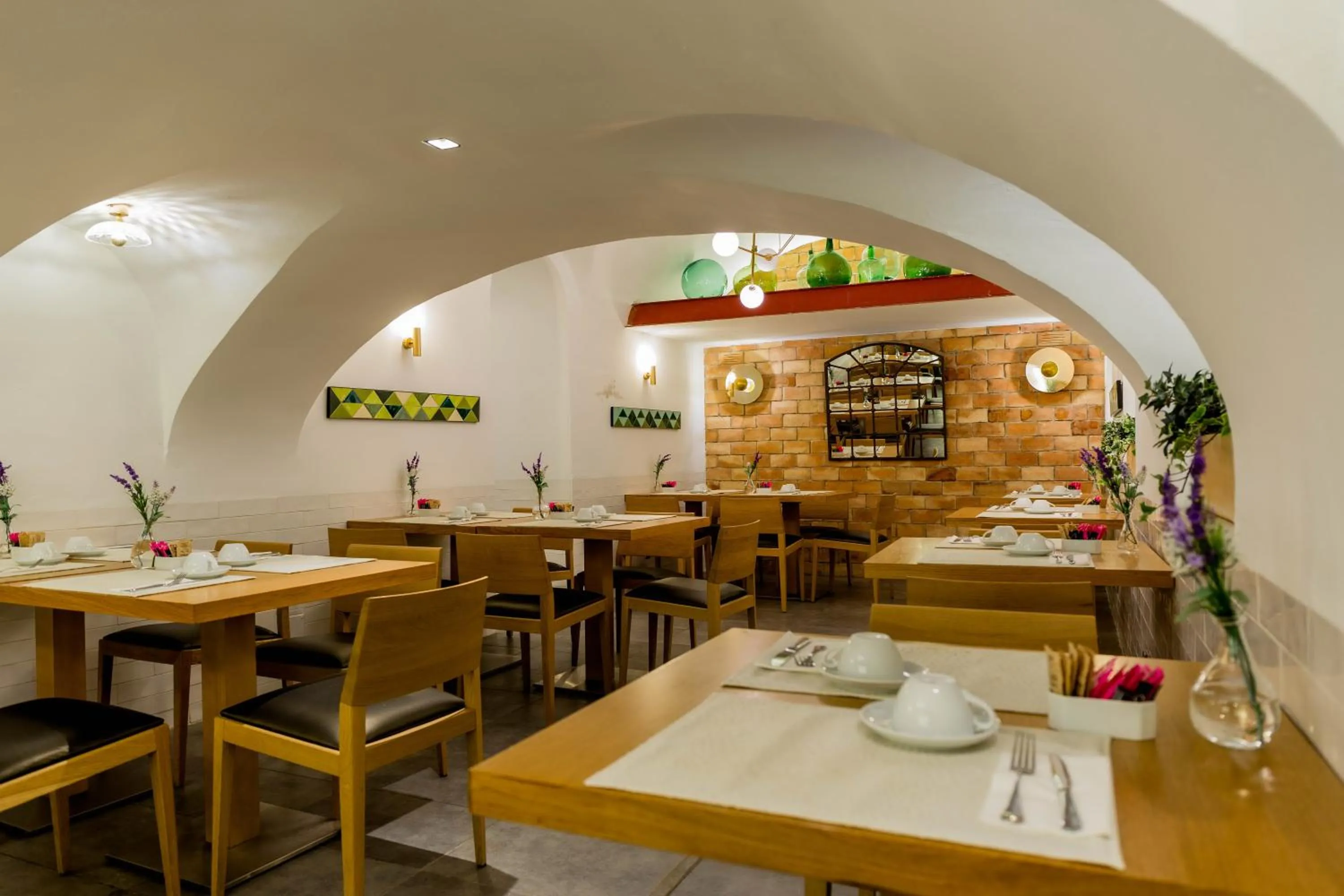 Lounge or bar in Hotel Meninas - Boutique Opera