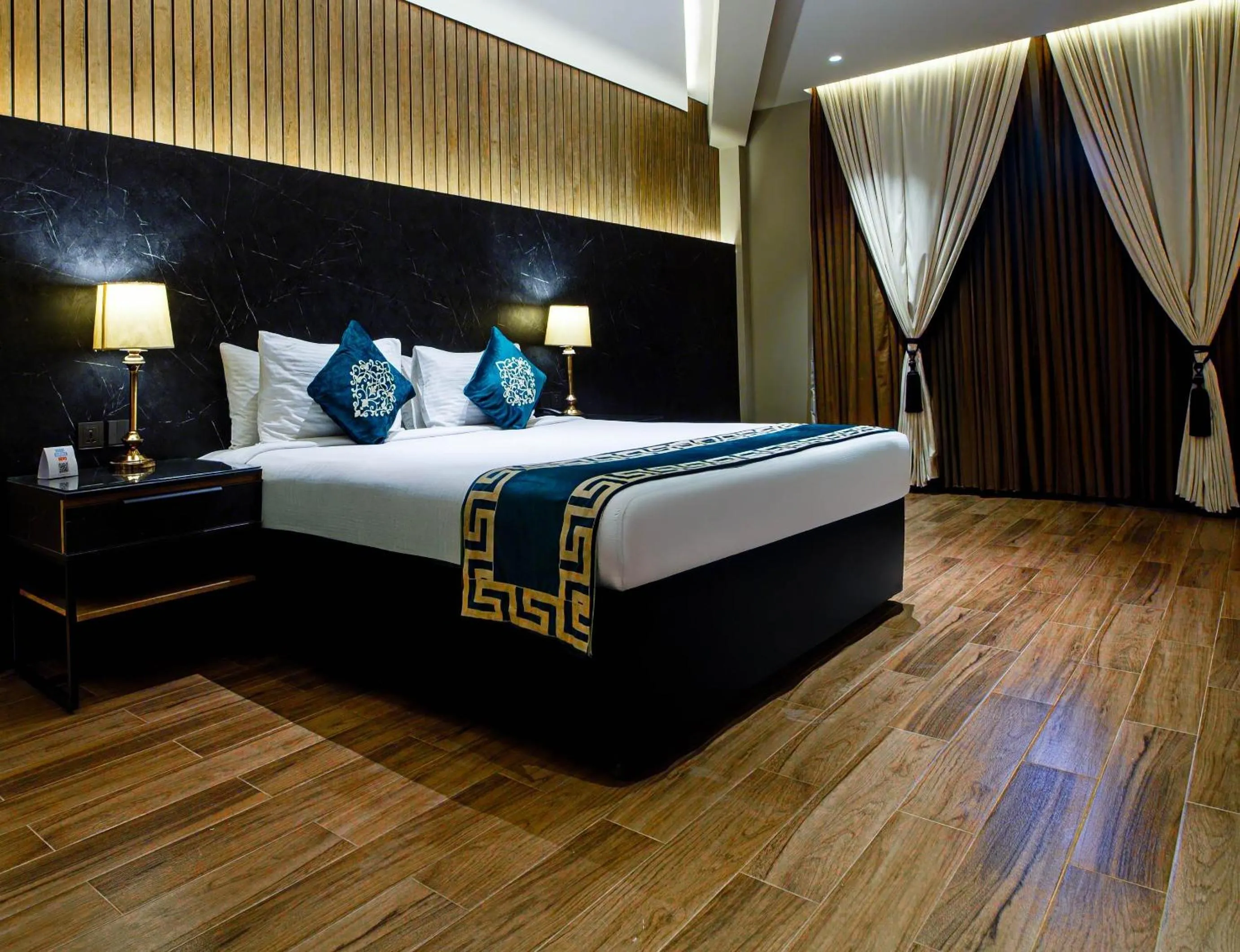 Bed in Hotel Hillview Islamabad