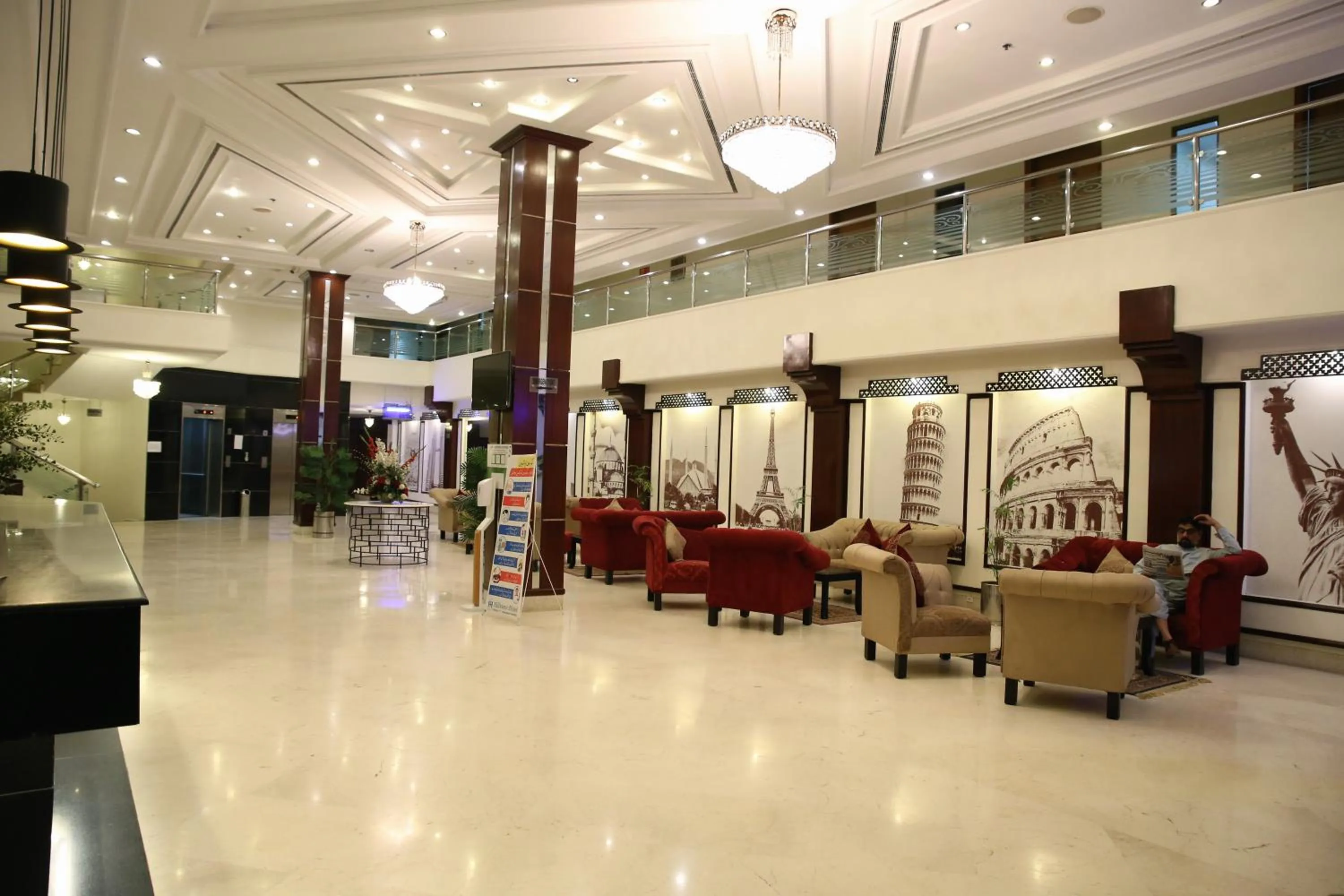 Lobby or reception in Hotel Hillview Islamabad