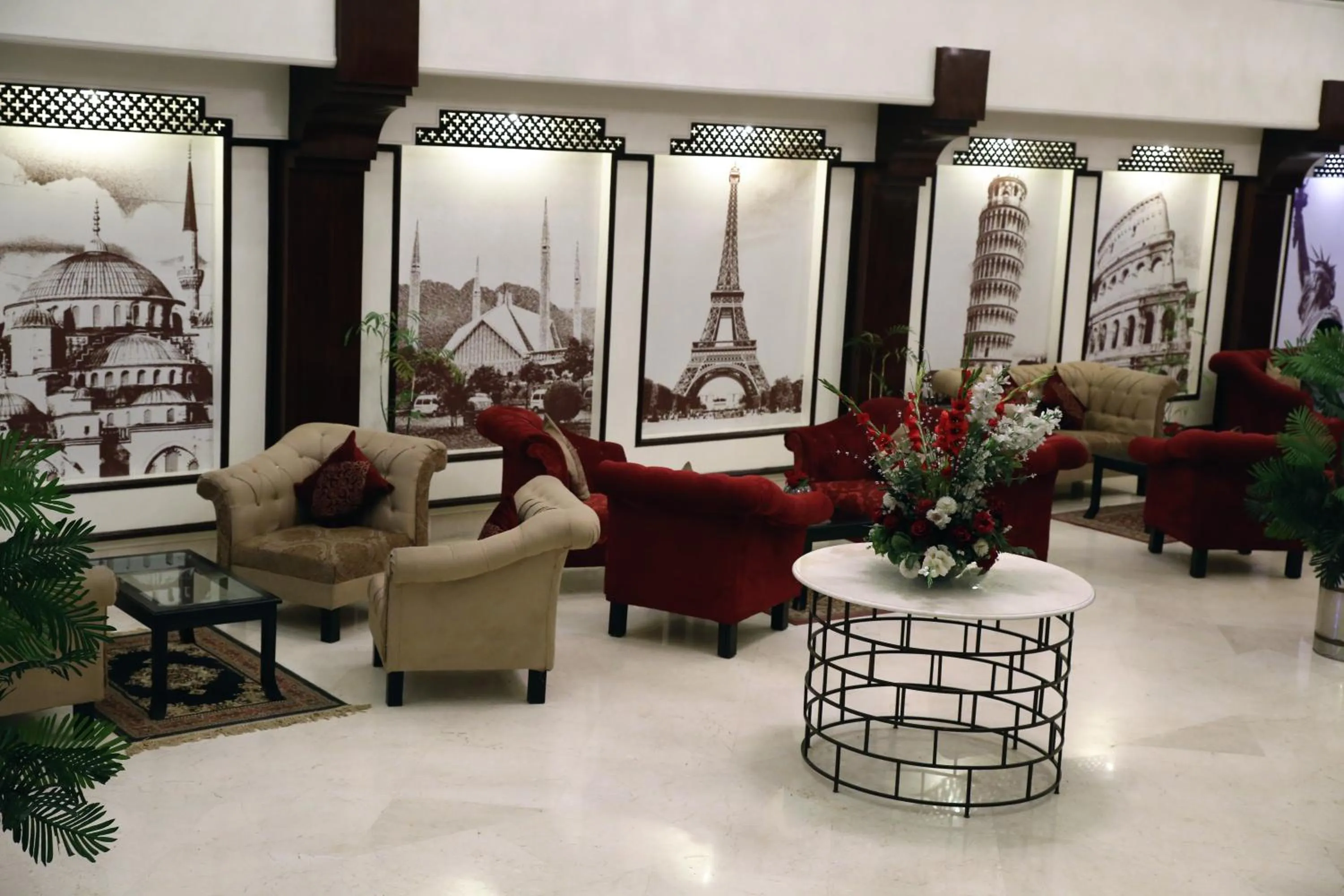 Lobby or reception in Hotel Hillview Islamabad