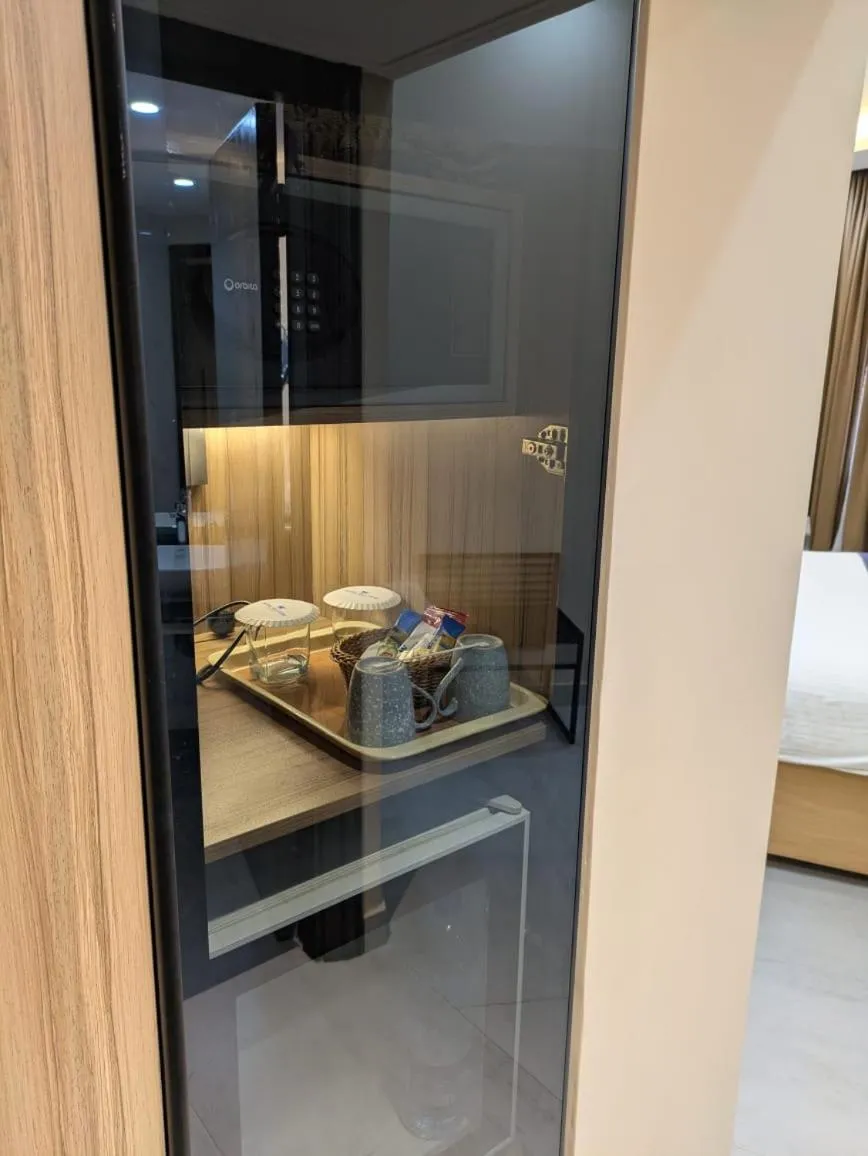 Bed in Hotel Hillview Islamabad