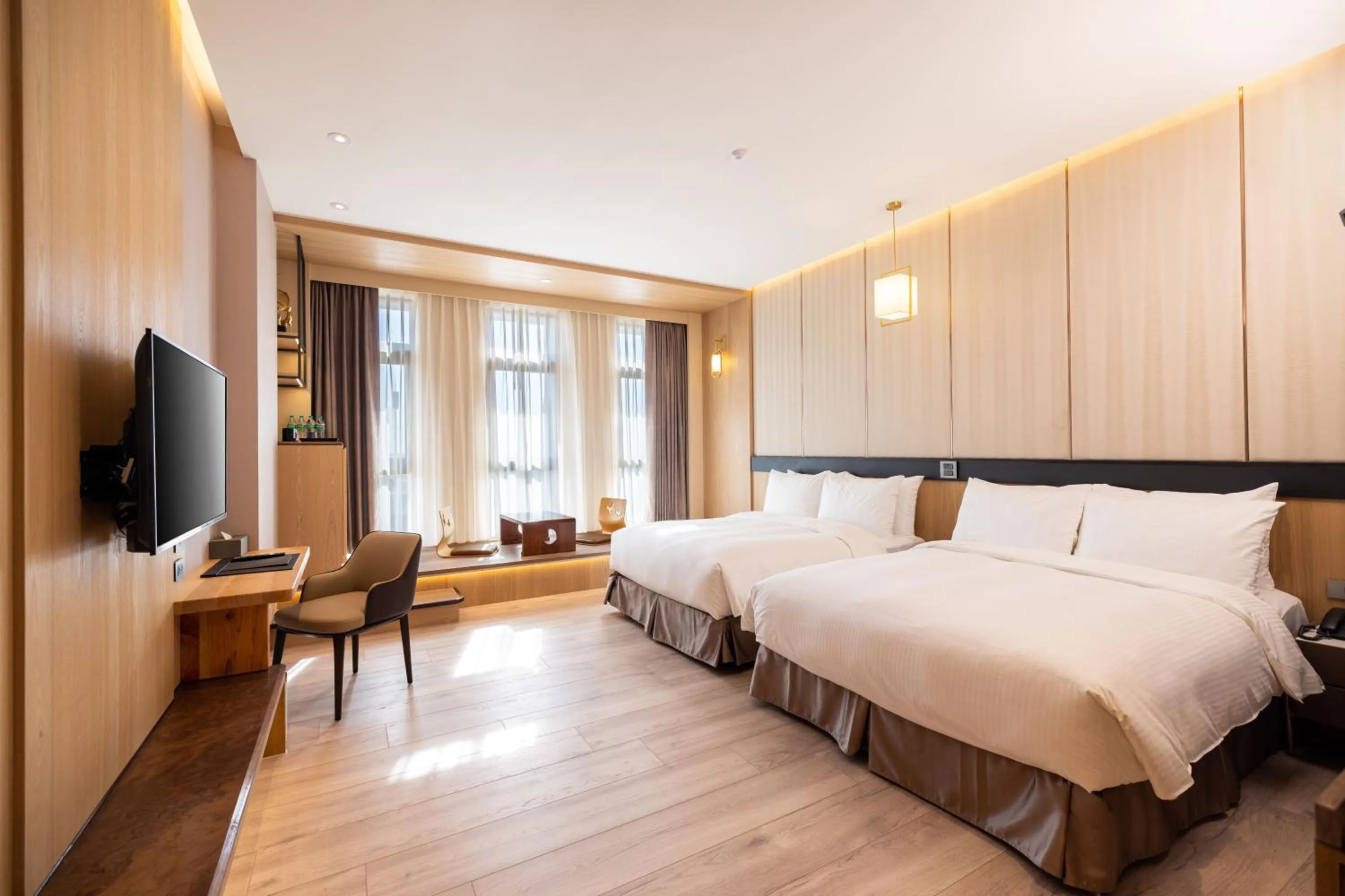 Photo of the whole room, Bed in Euphoria Hotel Lukang