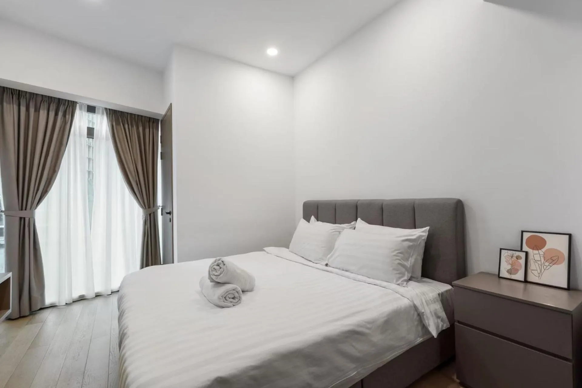 Bed in Eaton Residences KLCC by WSD