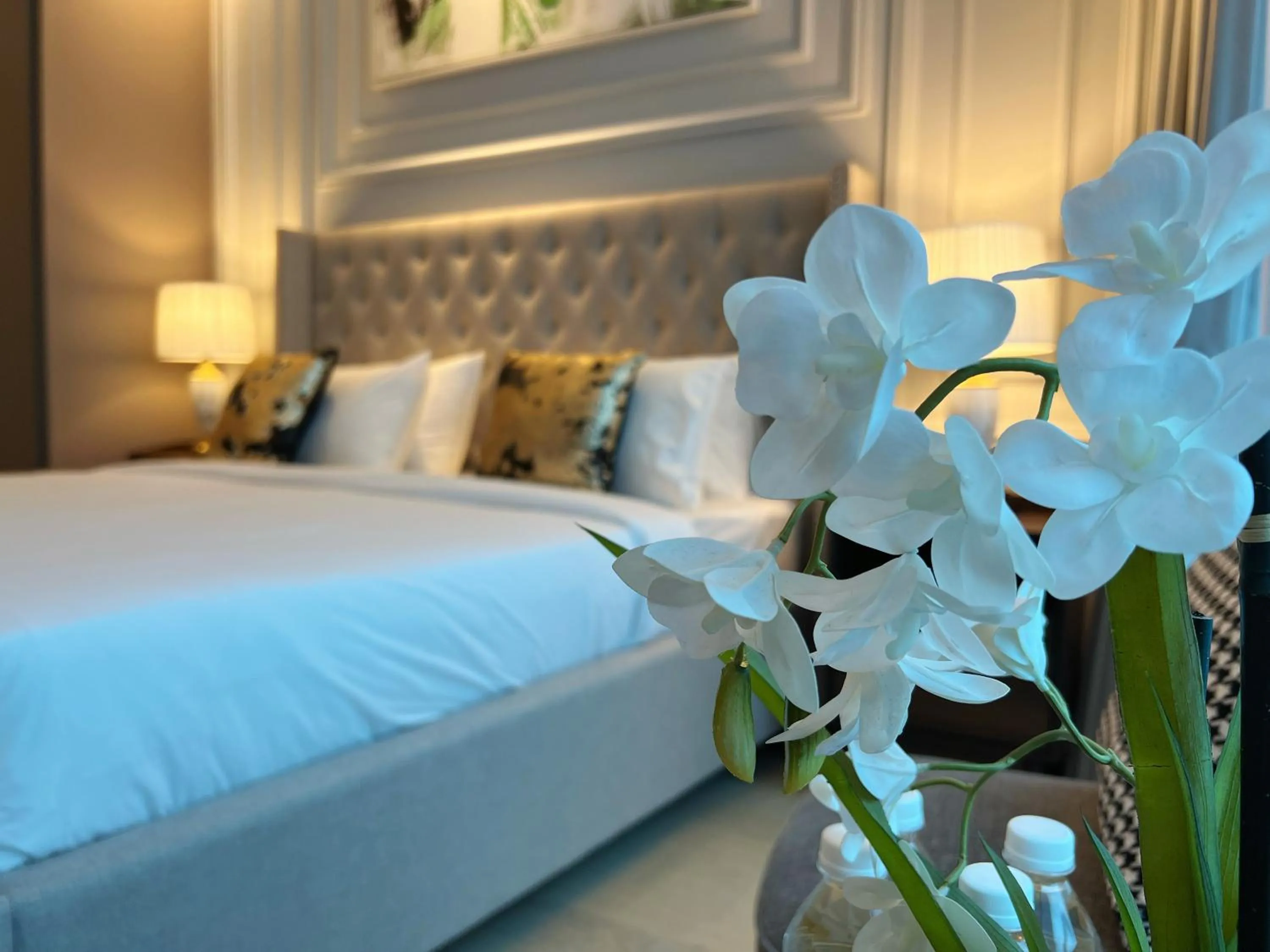 Bed in Eaton Residences KLCC by WSD