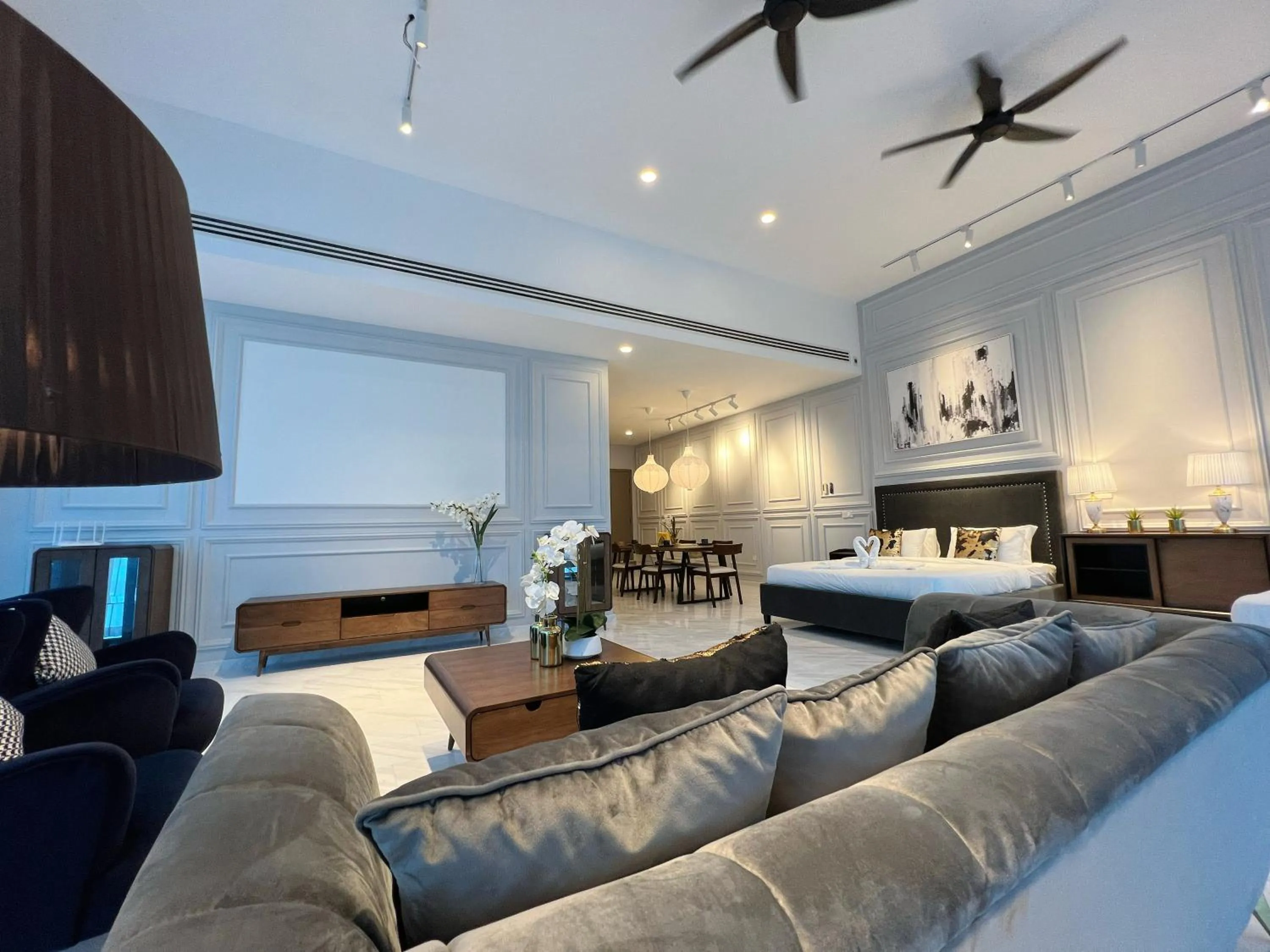 Bed in Eaton Residences KLCC by WSD