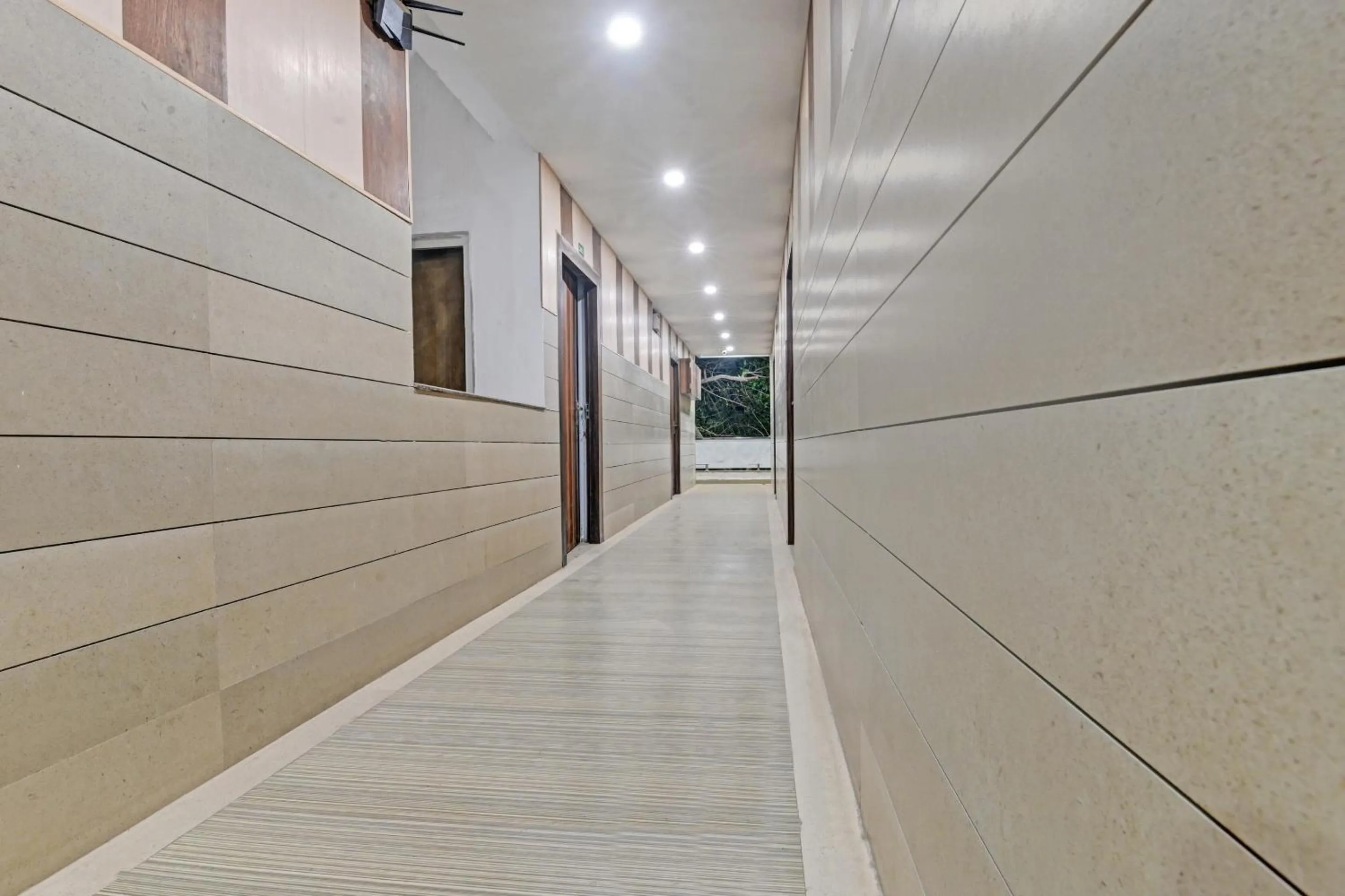 Other in Collection O Mohan Paradise