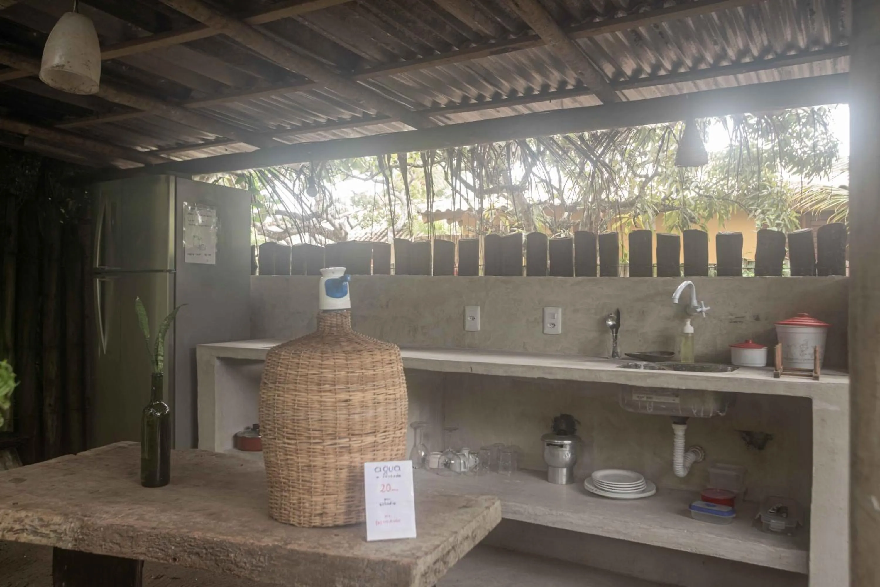 Coffee/tea facilities in Pousada Deus mim Deu