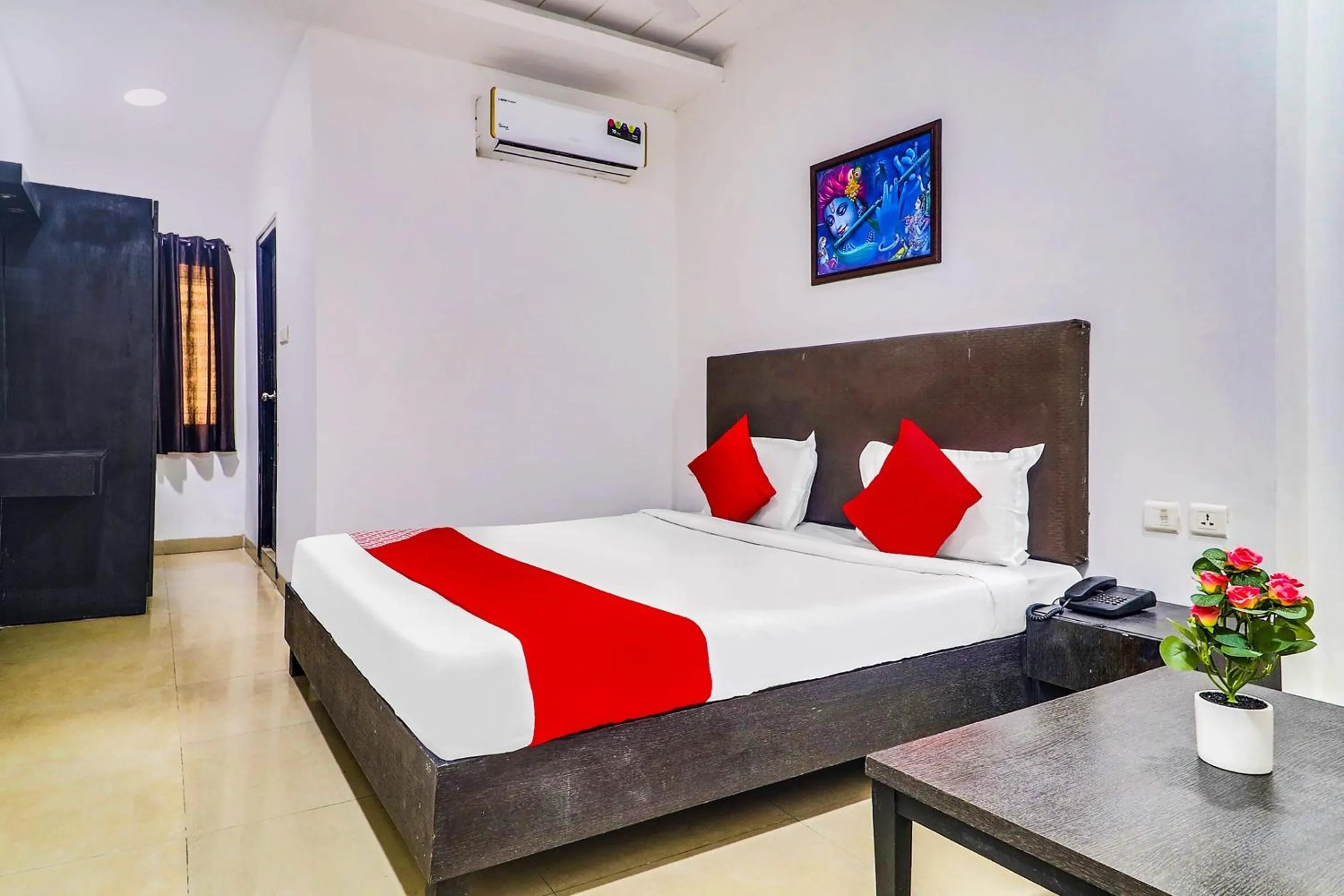 Bedroom, Bed in Hotel O Qualia Hotel Dilsukhnagar Near Dilsukhnagar Metro Station