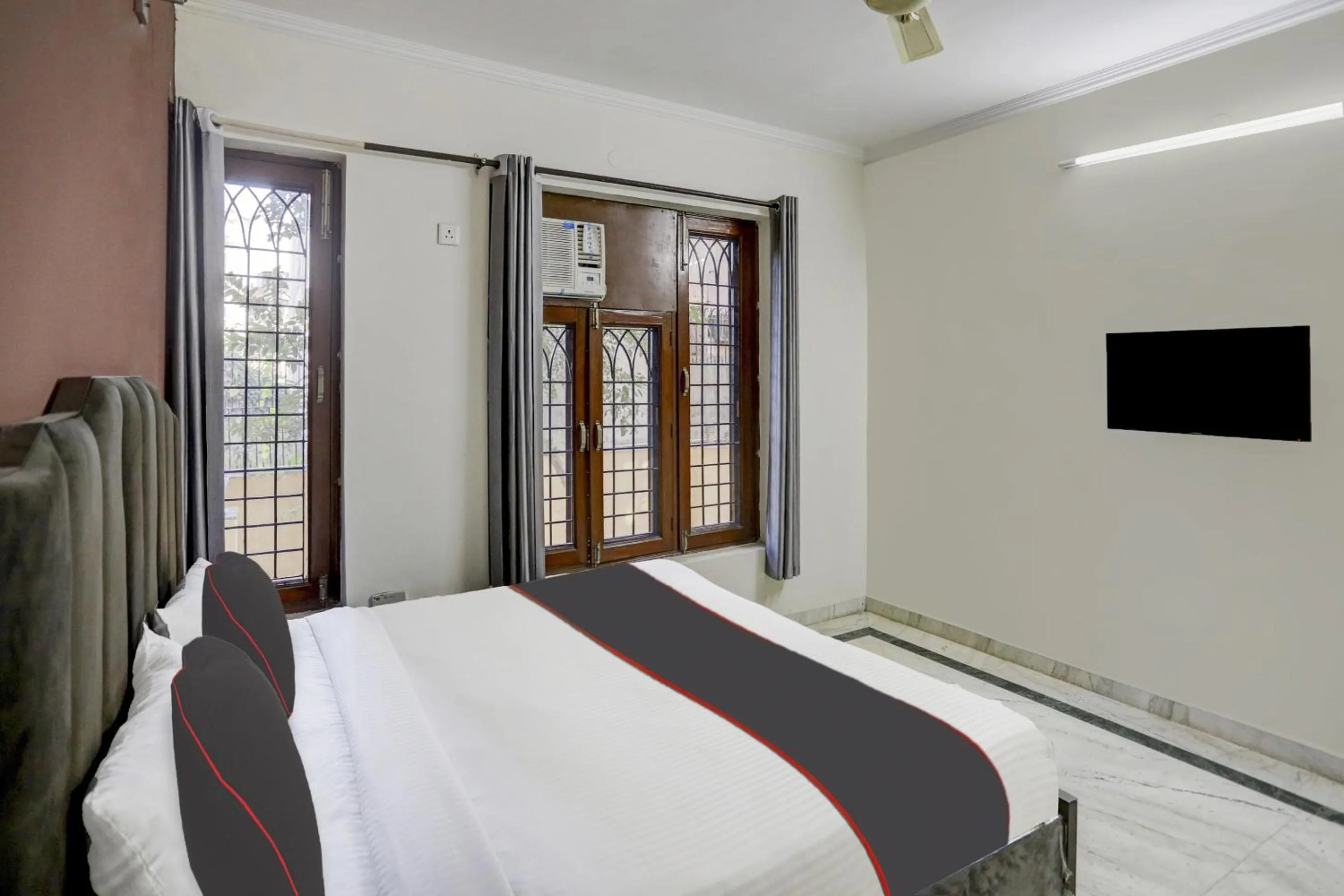 Lobby or reception, Bed in Hotel O Uk House Residency