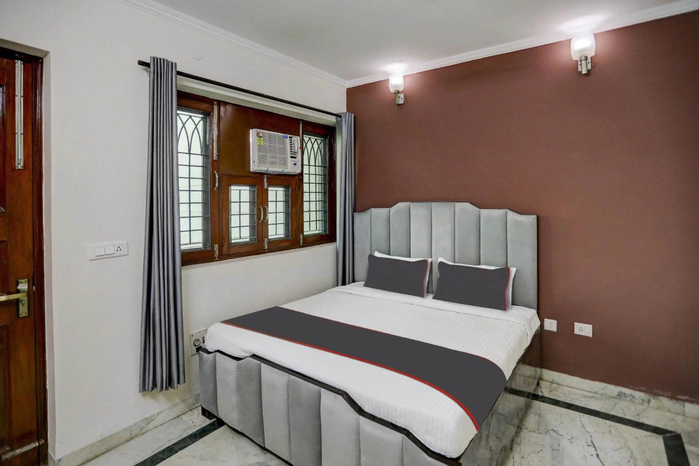 Bedroom, Bed in Hotel O Uk House Residency