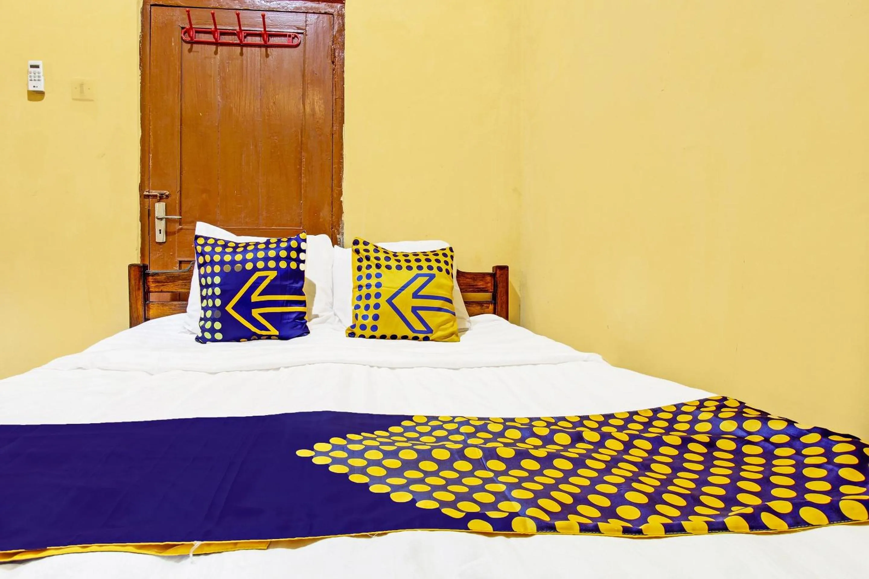 Bedroom, Bed in Hotel O Homestay Akbar Aufa Syariah