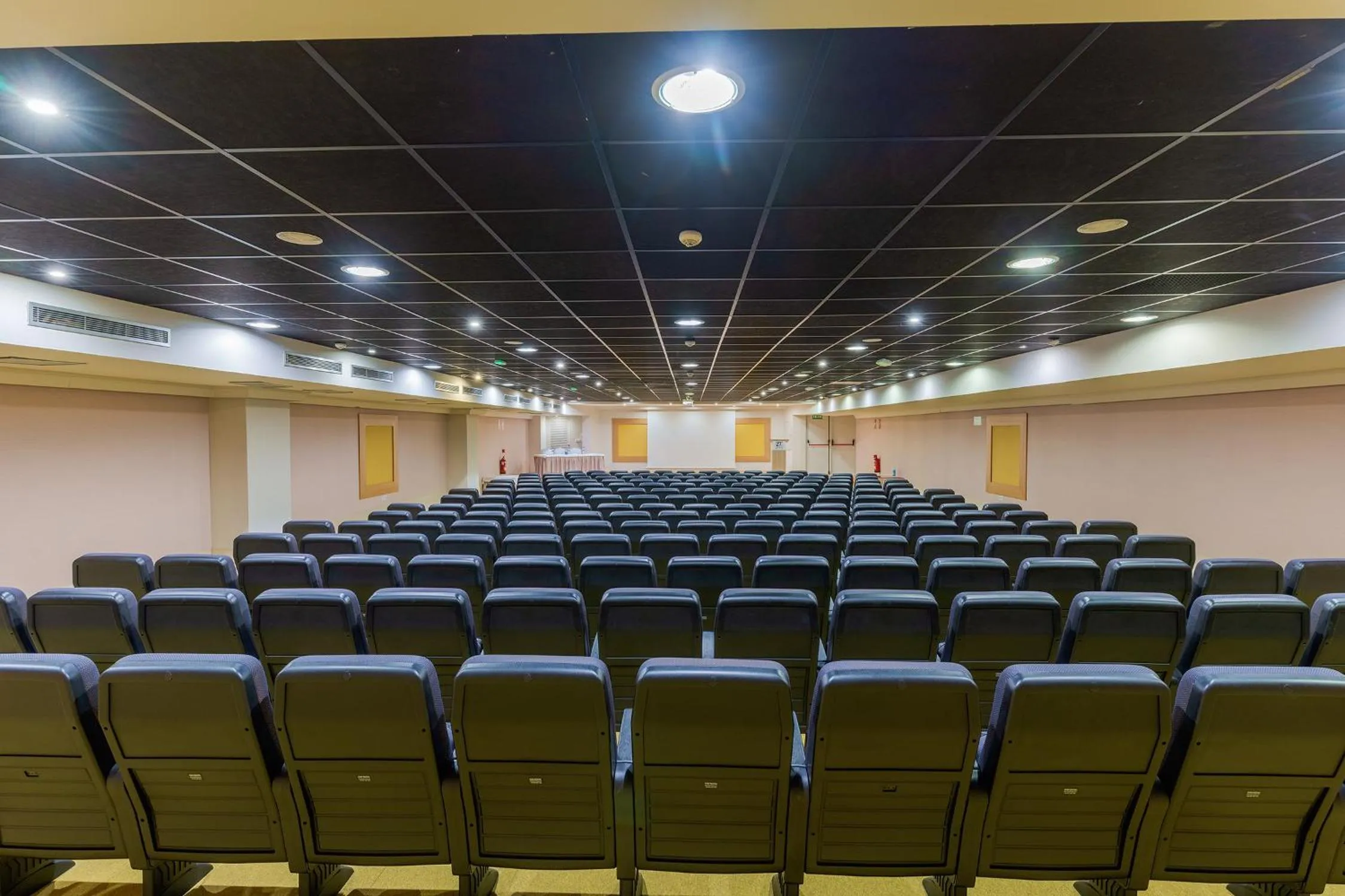 Meeting/conference room in Peñiscola Plaza Suites