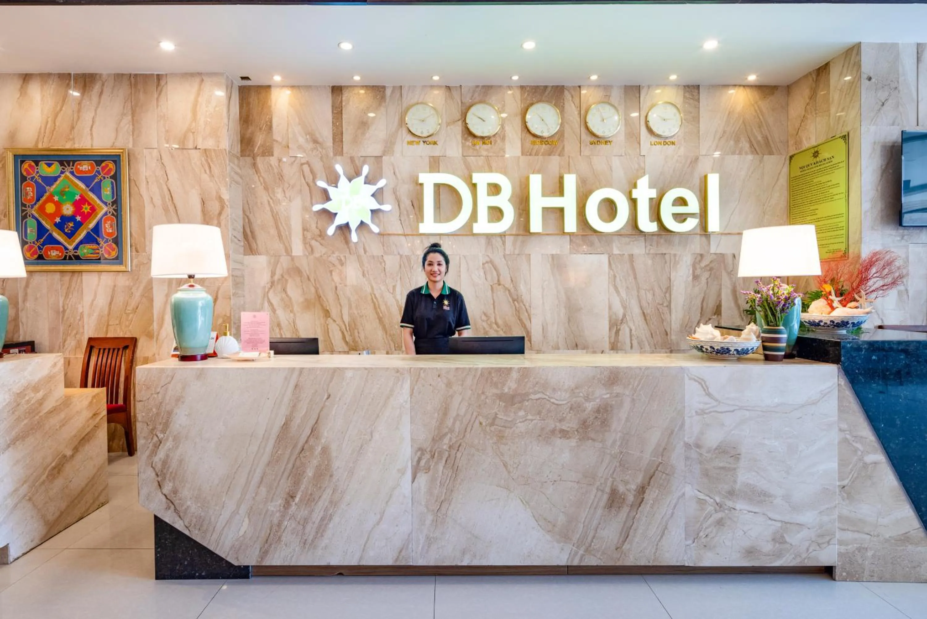Text overlay in DB Hotel Nha Trang