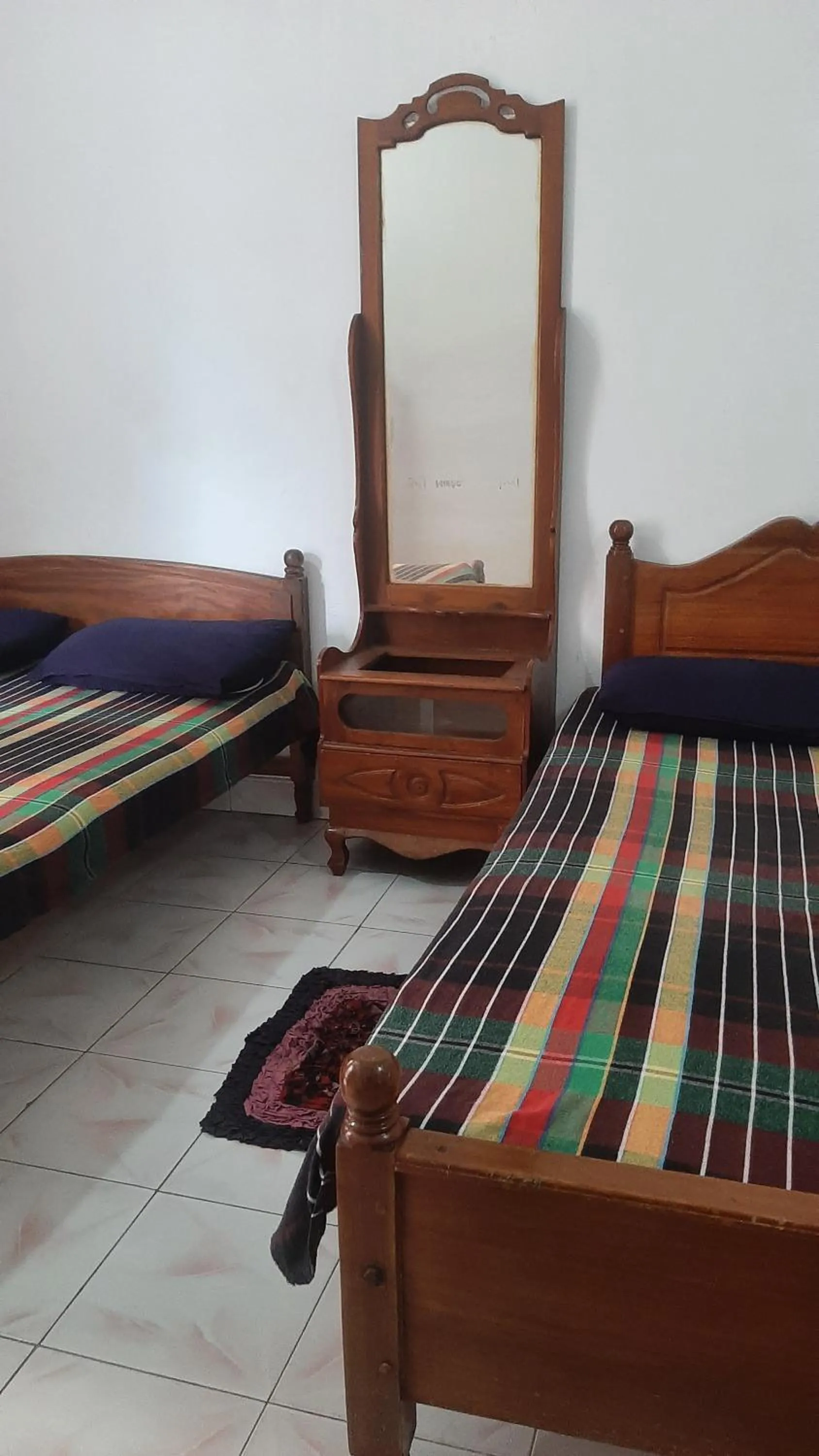 Photo of the whole room, Bed in Yunal inn