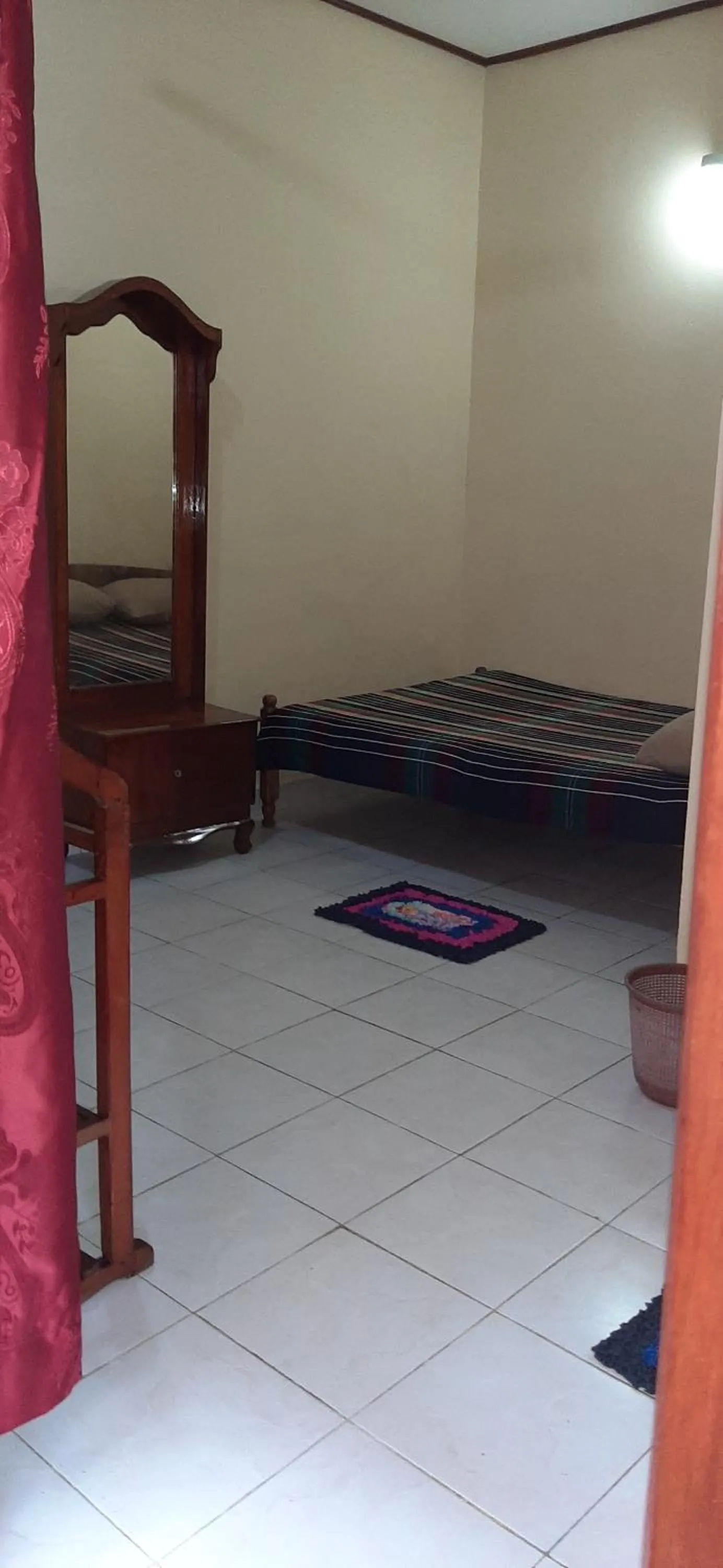 Photo of the whole room, Bed in Yunal inn